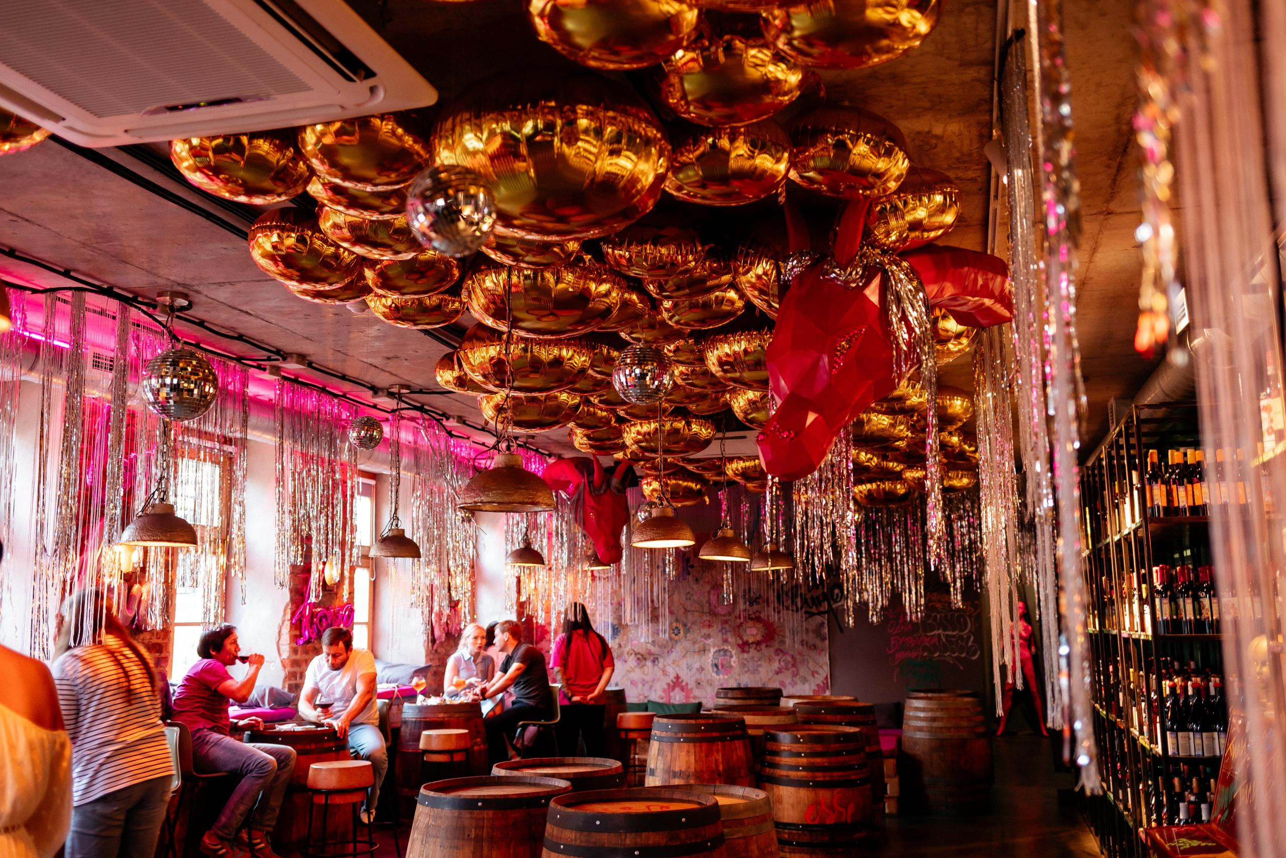 ВИНОТЕКА БАР х МАГАЗ [1 ГОД]. СВОИ. ФОТООТЧЕТЫ-СОБЫТИЯ-МЕСТА