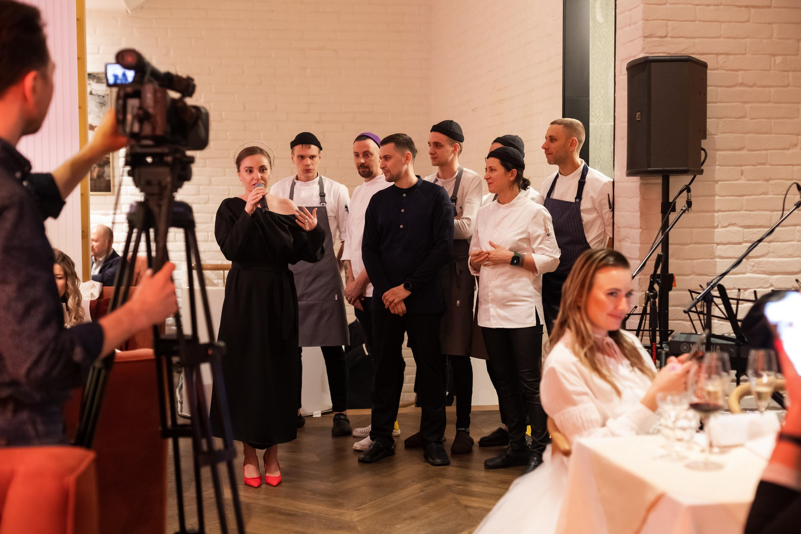 MAIN WINE [1 YEAR]. СВОИ. ФОТООТЧЕТЫ-СОБЫТИЯ-МЕСТА