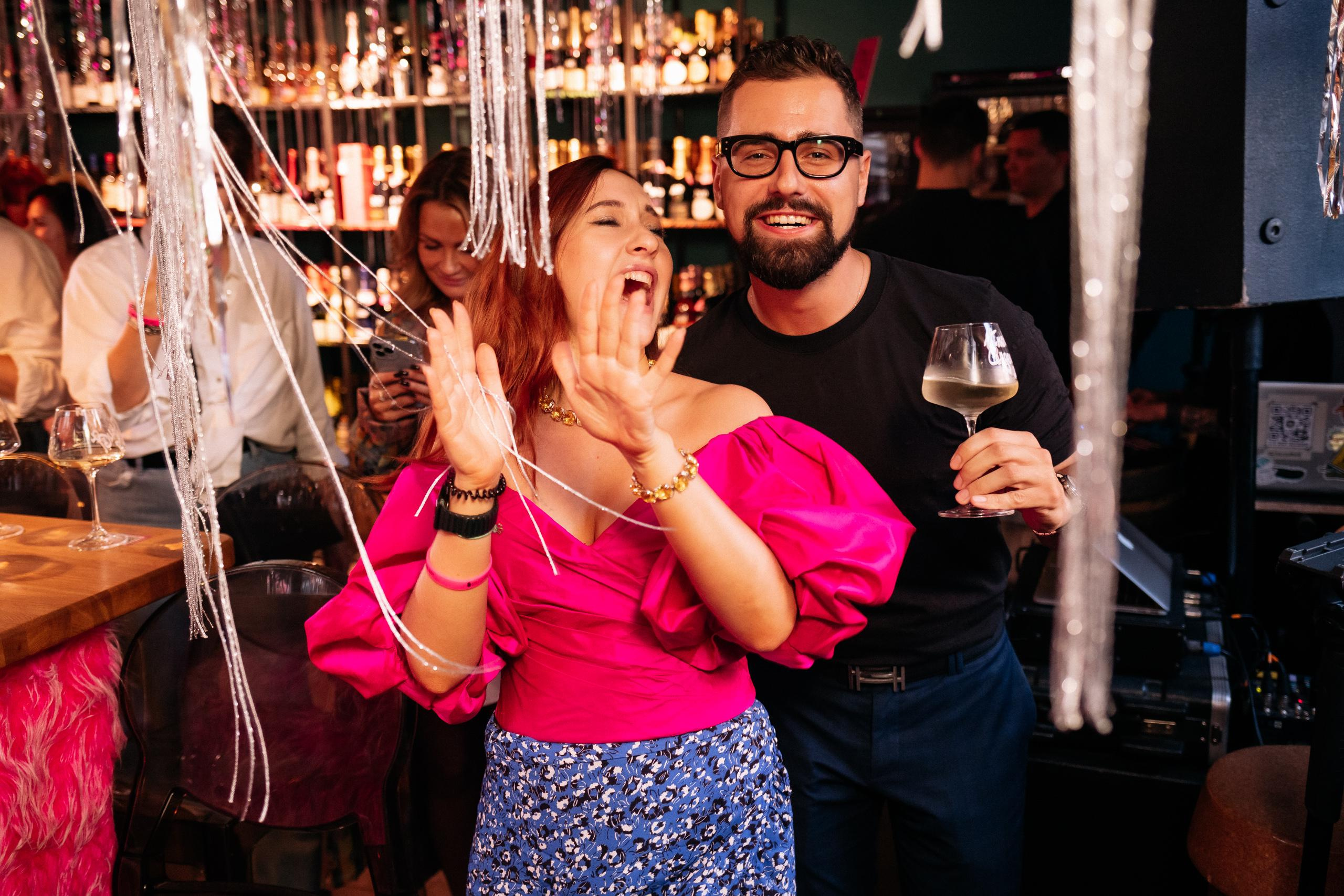 ВИНОТЕКА БАР х МАГАЗ [1 ГОД]. СВОИ. ФОТООТЧЕТЫ-СОБЫТИЯ-МЕСТА