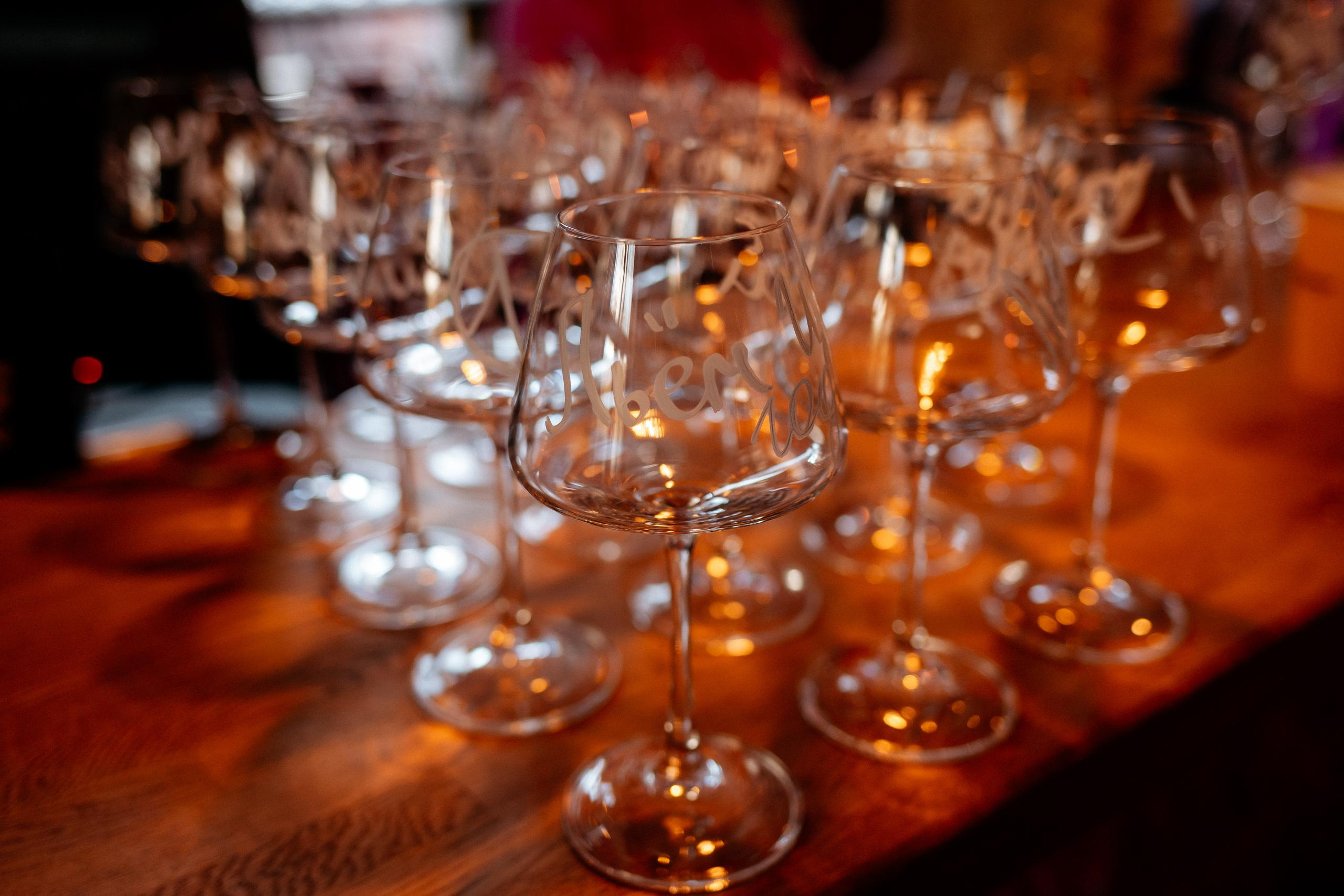 ВИНОТЕКА БАР х МАГАЗ [1 ГОД]. СВОИ. ФОТООТЧЕТЫ-СОБЫТИЯ-МЕСТА