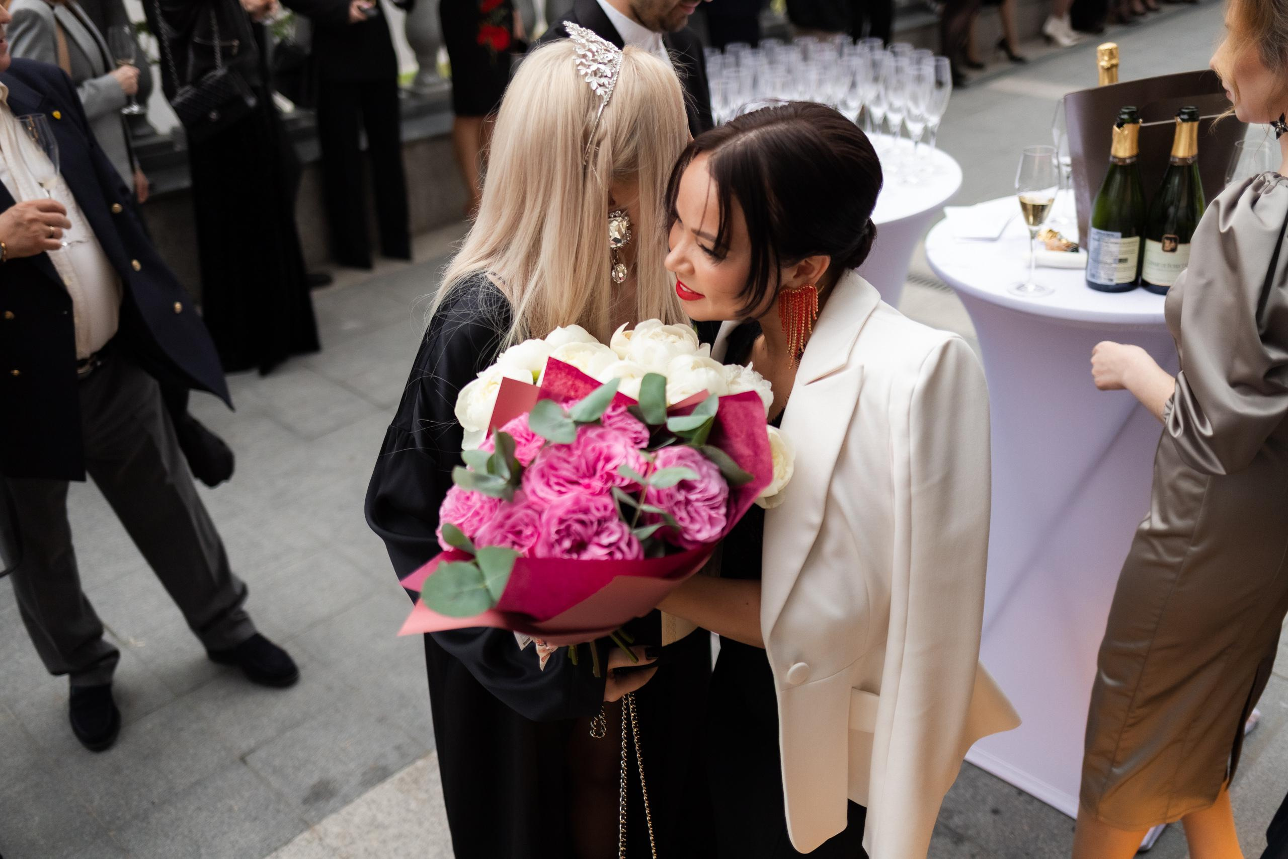 MAIN WINE [1 YEAR]. СВОИ. ФОТООТЧЕТЫ-СОБЫТИЯ-МЕСТА