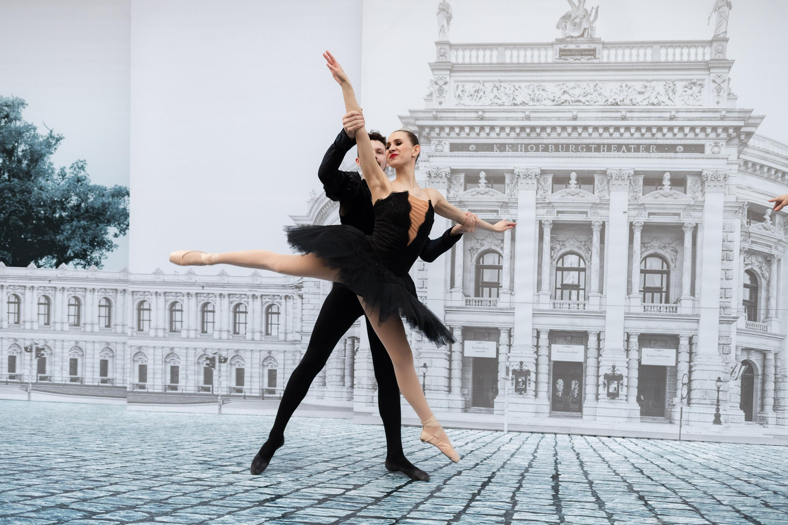 MAIN WINE [1 YEAR]. СВОИ. ФОТООТЧЕТЫ-СОБЫТИЯ-МЕСТА