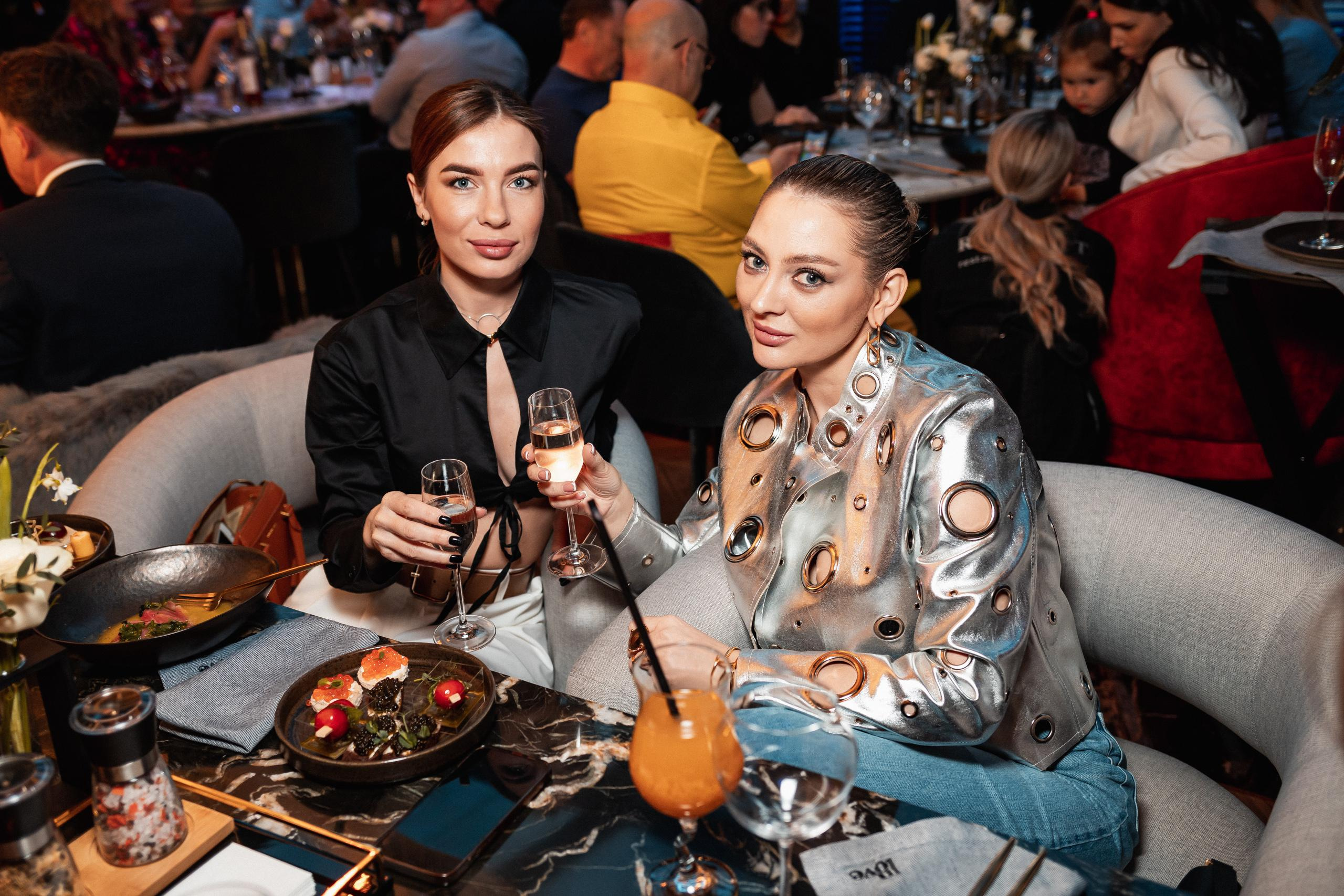 INLOVE [открытие террассы]. СВОИ. ФОТООТЧЕТЫ-СОБЫТИЯ-МЕСТА