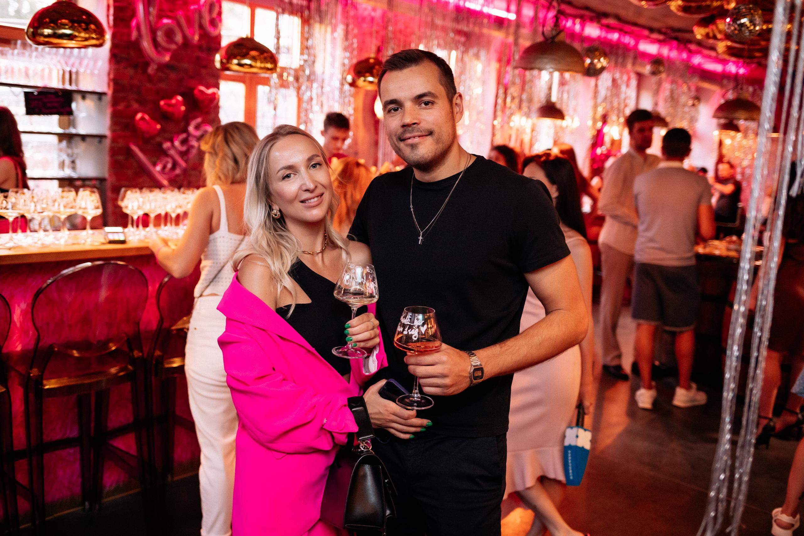 ВИНОТЕКА БАР х МАГАЗ [1 ГОД]. СВОИ. ФОТООТЧЕТЫ-СОБЫТИЯ-МЕСТА