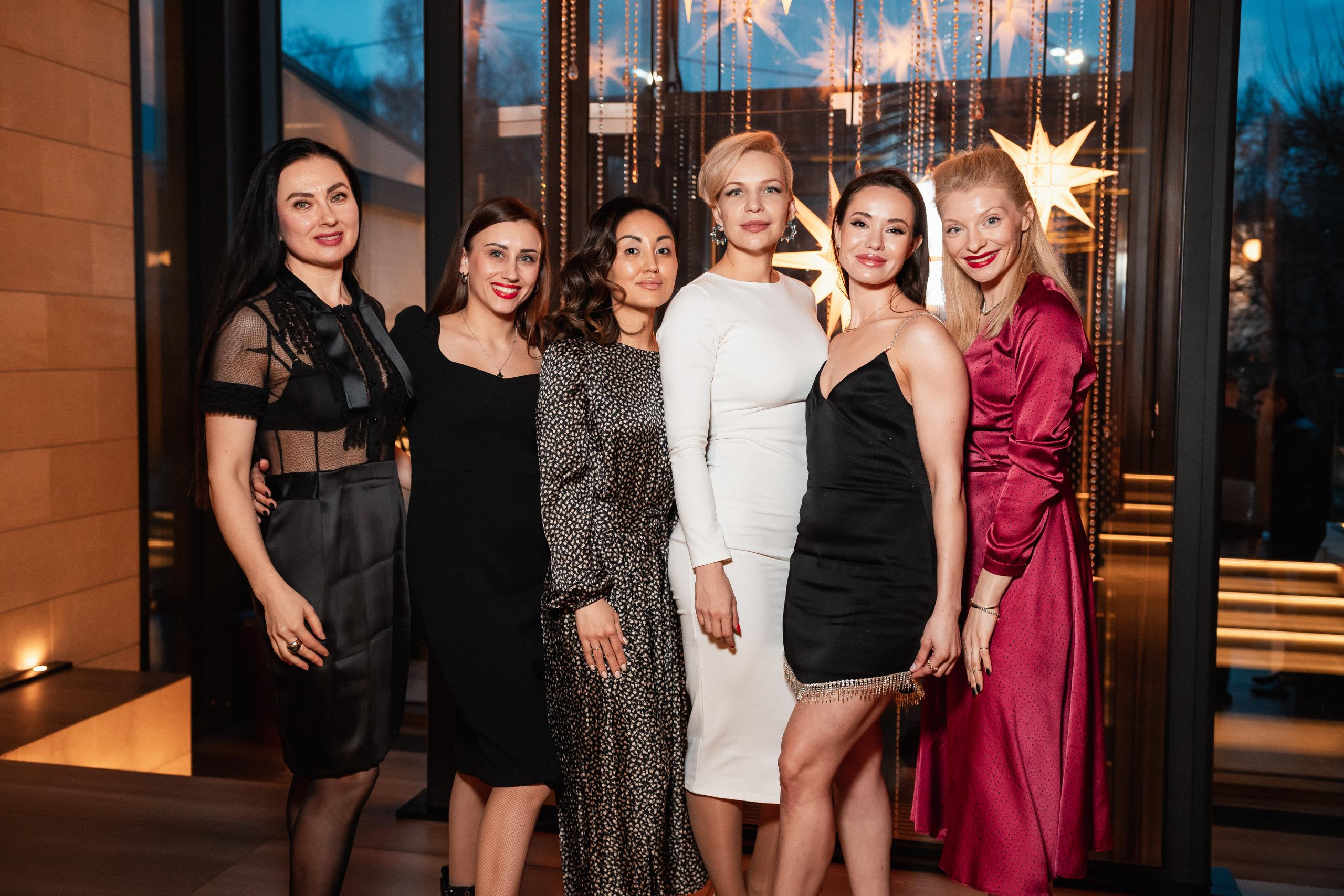 INLOVE [открытие террассы]. СВОИ. ФОТООТЧЕТЫ-СОБЫТИЯ-МЕСТА