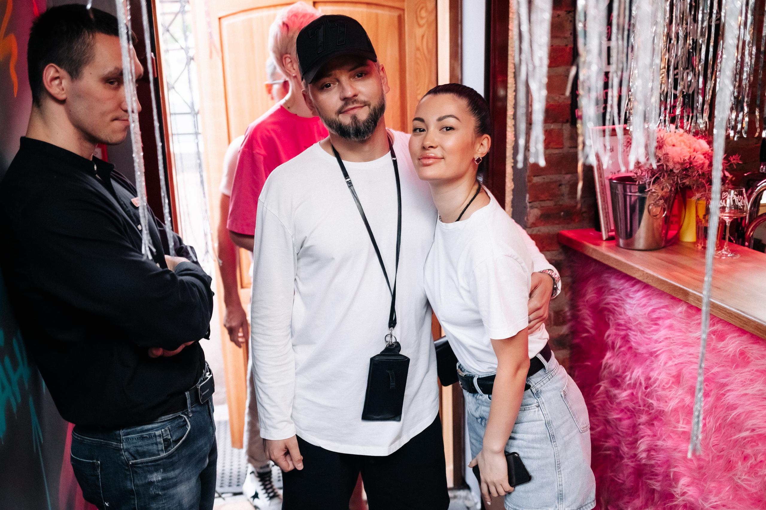 ВИНОТЕКА БАР х МАГАЗ [1 ГОД]. СВОИ. ФОТООТЧЕТЫ-СОБЫТИЯ-МЕСТА