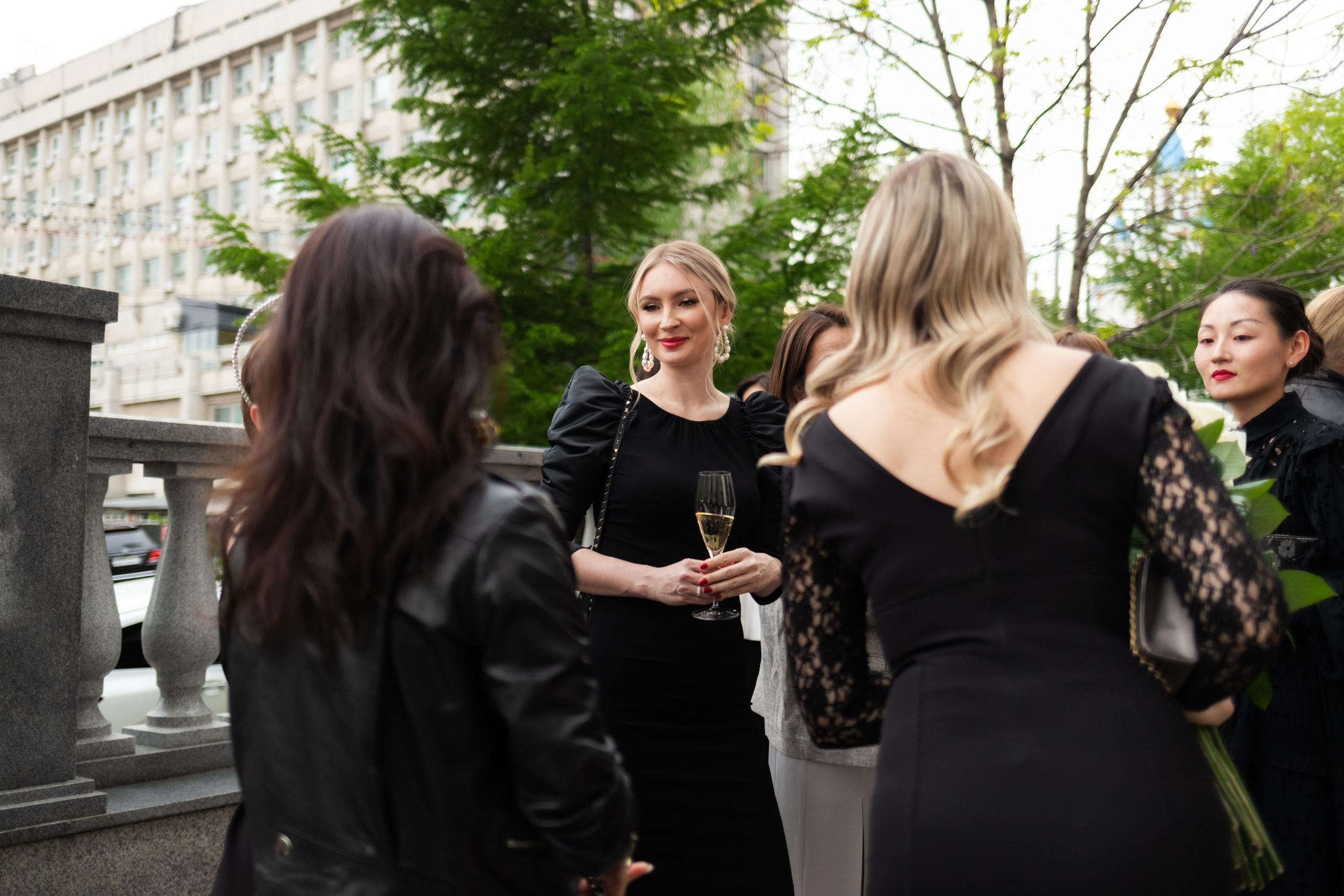 MAIN WINE [1 YEAR]. СВОИ. ФОТООТЧЕТЫ-СОБЫТИЯ-МЕСТА