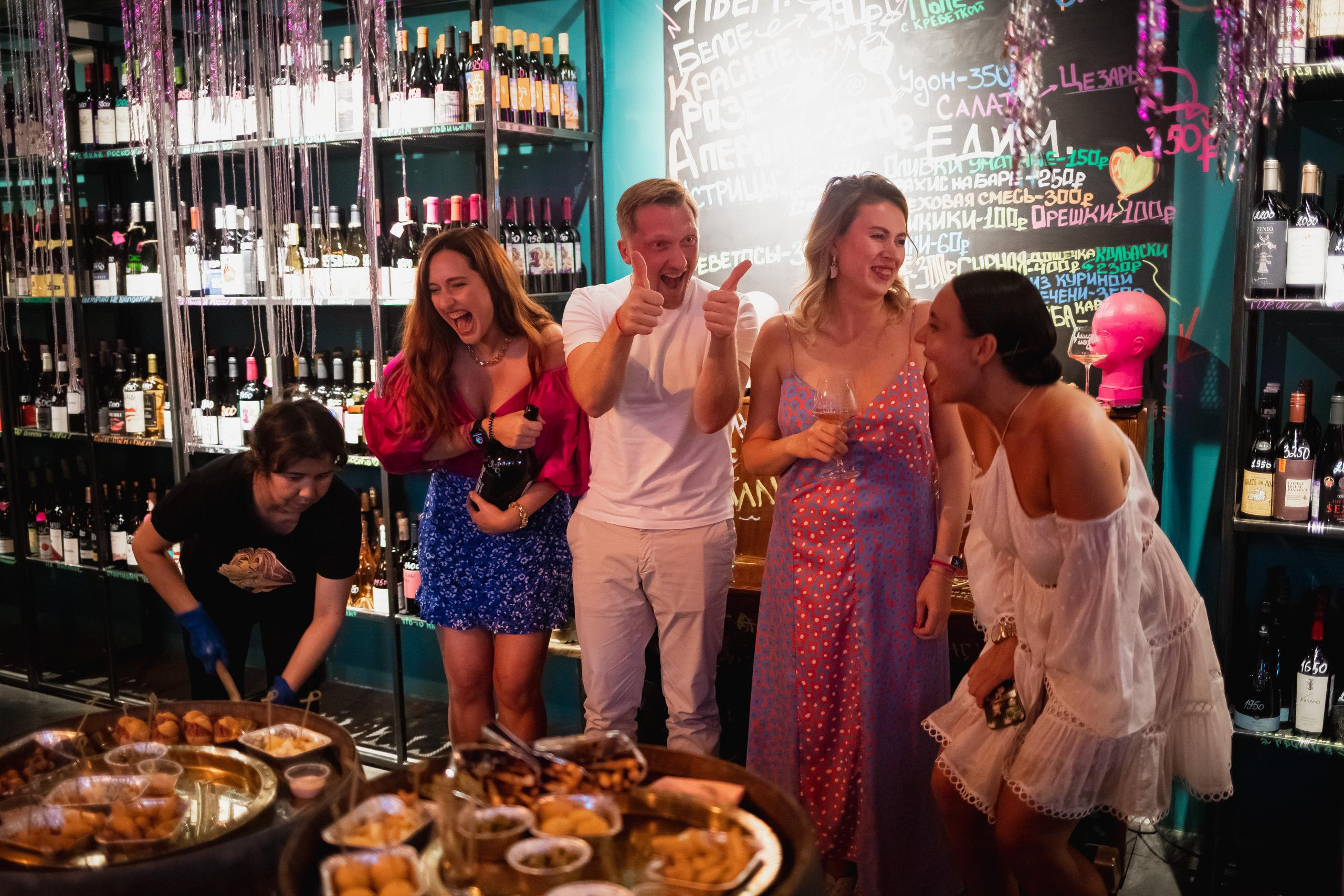 ВИНОТЕКА БАР х МАГАЗ [1 ГОД]. СВОИ. ФОТООТЧЕТЫ-СОБЫТИЯ-МЕСТА