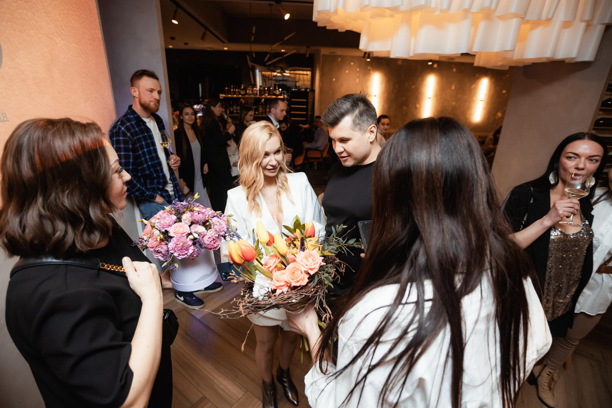 МОМЕНТЫ [ОТКРЫТИЕ]. СВОИ. ФОТООТЧЕТЫ-СОБЫТИЯ-МЕСТА