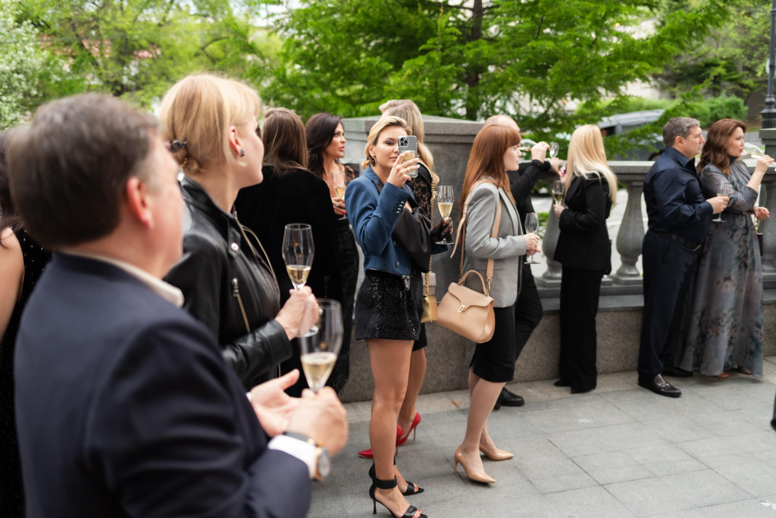 MAIN WINE [1 YEAR]. СВОИ. ФОТООТЧЕТЫ-СОБЫТИЯ-МЕСТА