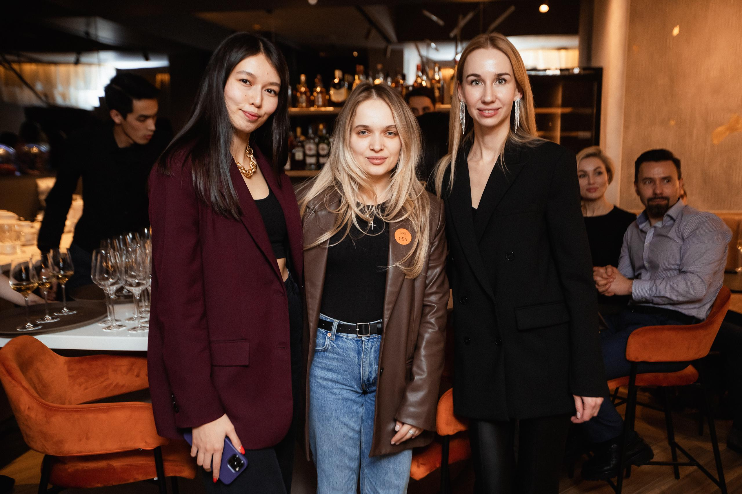 МОМЕНТЫ [ОТКРЫТИЕ]. СВОИ. ФОТООТЧЕТЫ-СОБЫТИЯ-МЕСТА