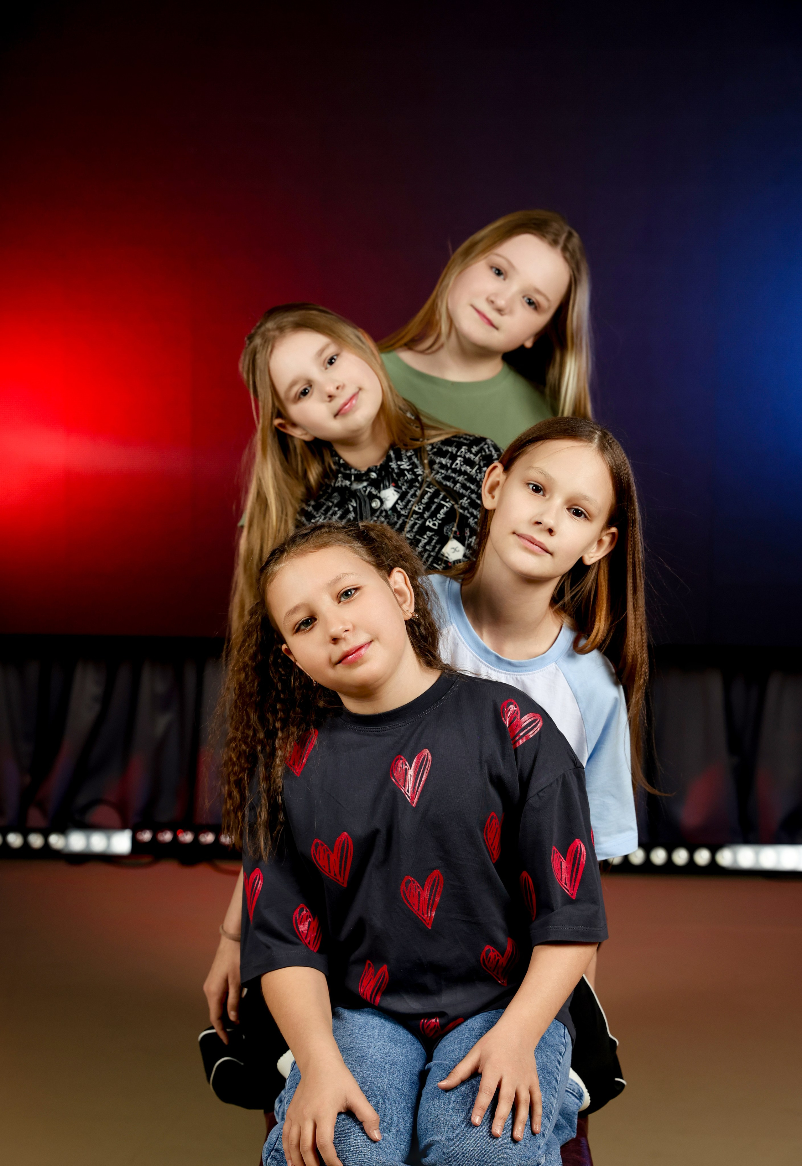 Школьная фотосессия 4 класс. Артём Печерин фотограф в Оленегорске