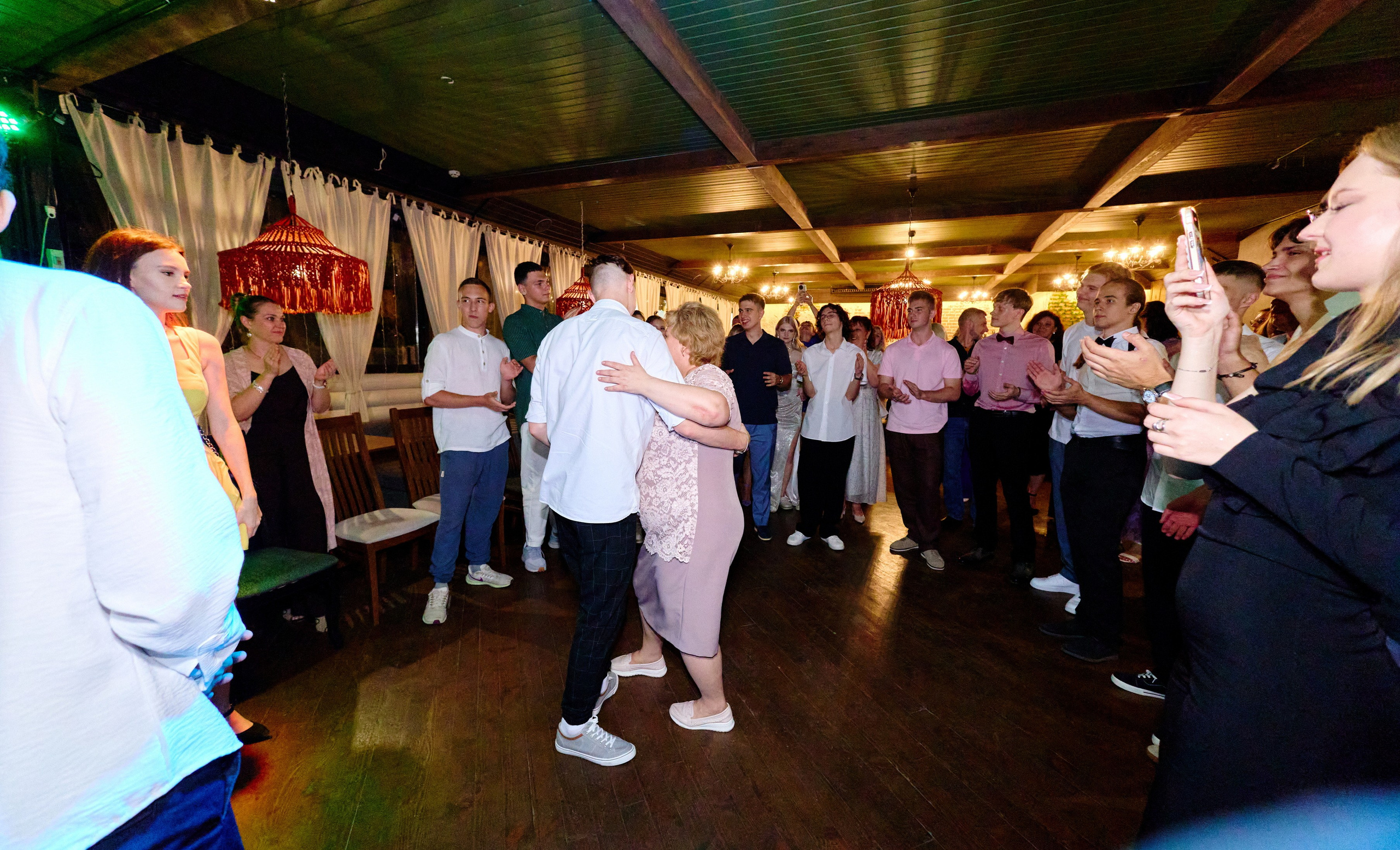 Выпускной 35 Сош. Фотограф Выпускные альбомы Таганрог Сергей Коробченко