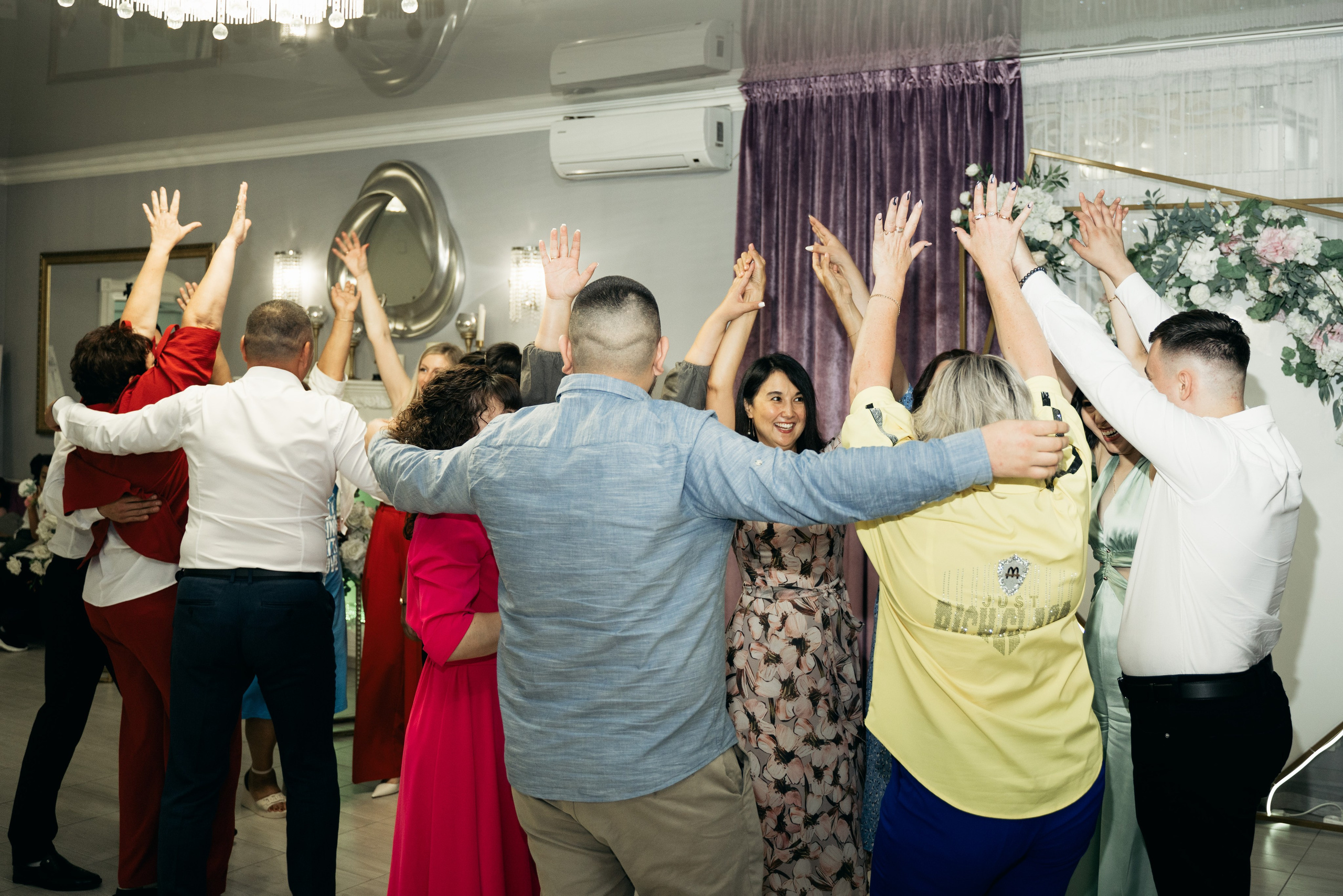 Ильнур и Динара. Свадебный день. Отбор. Кафе Ля делис. Семейный и свадебный фотограф Молодзяновская Елена