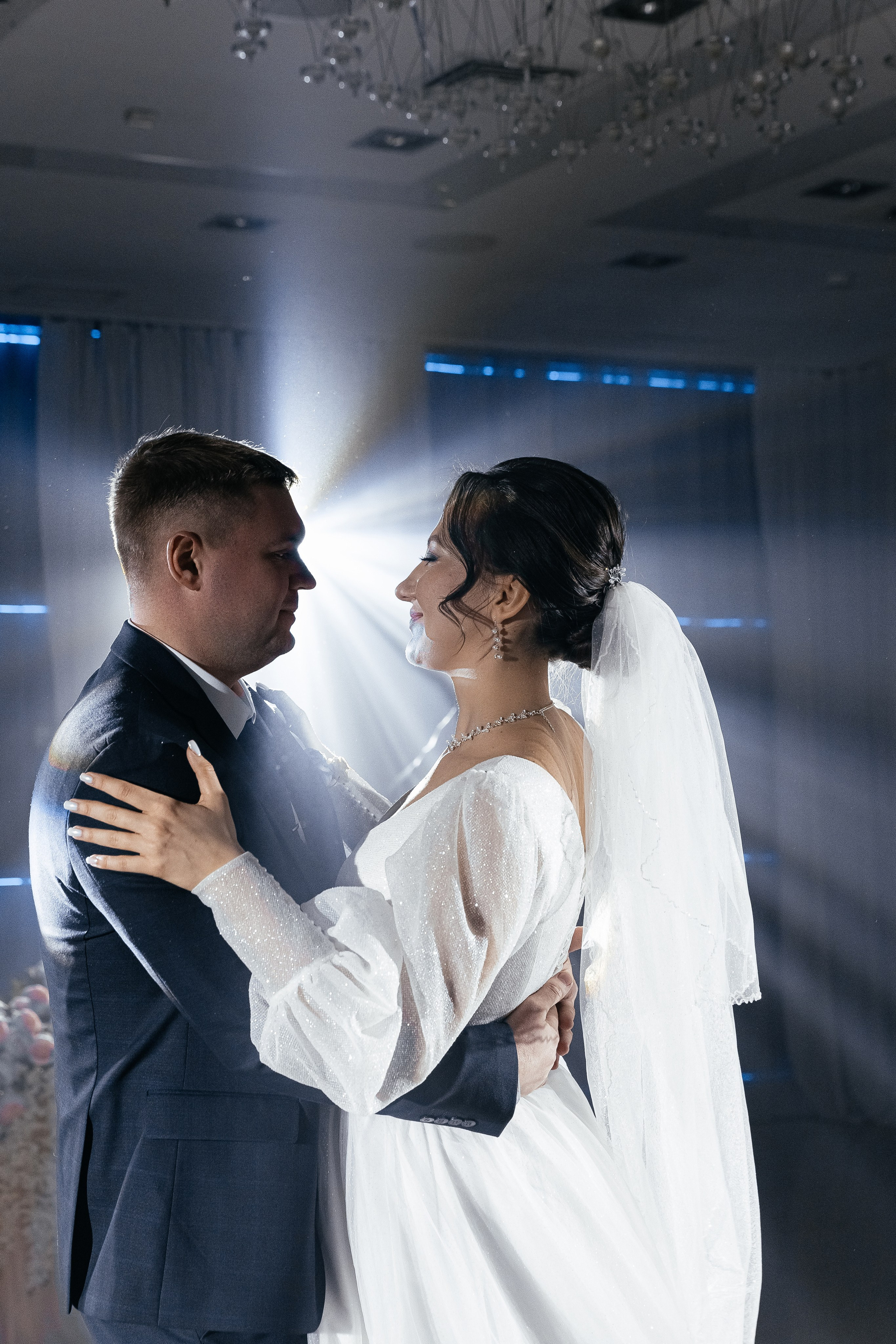 Кирилл и Эльвира. Главная