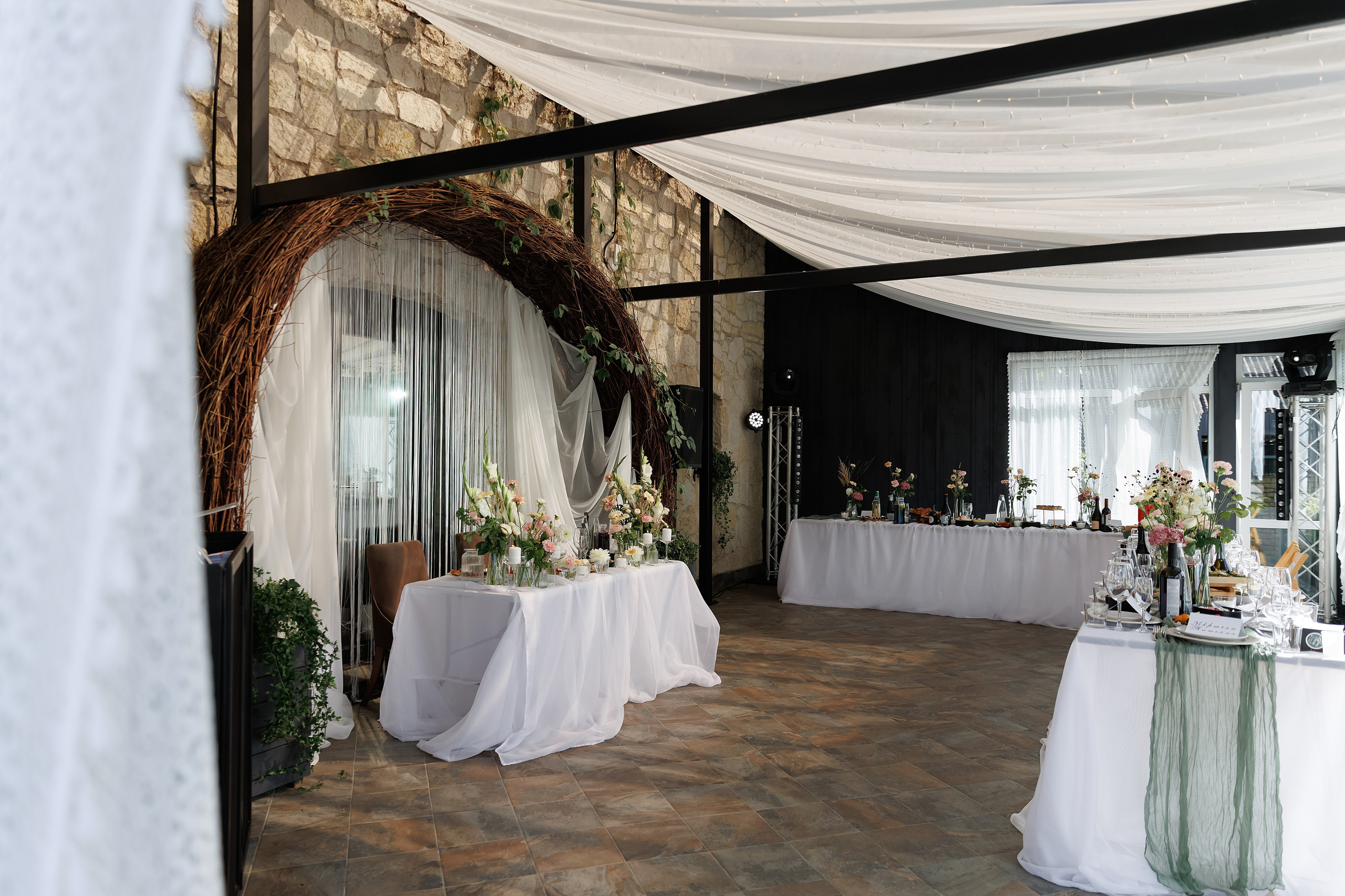 Ирина и Роман. Свадебный фотограф в Пскове и Санкт-Петербурге | Анна Голикова