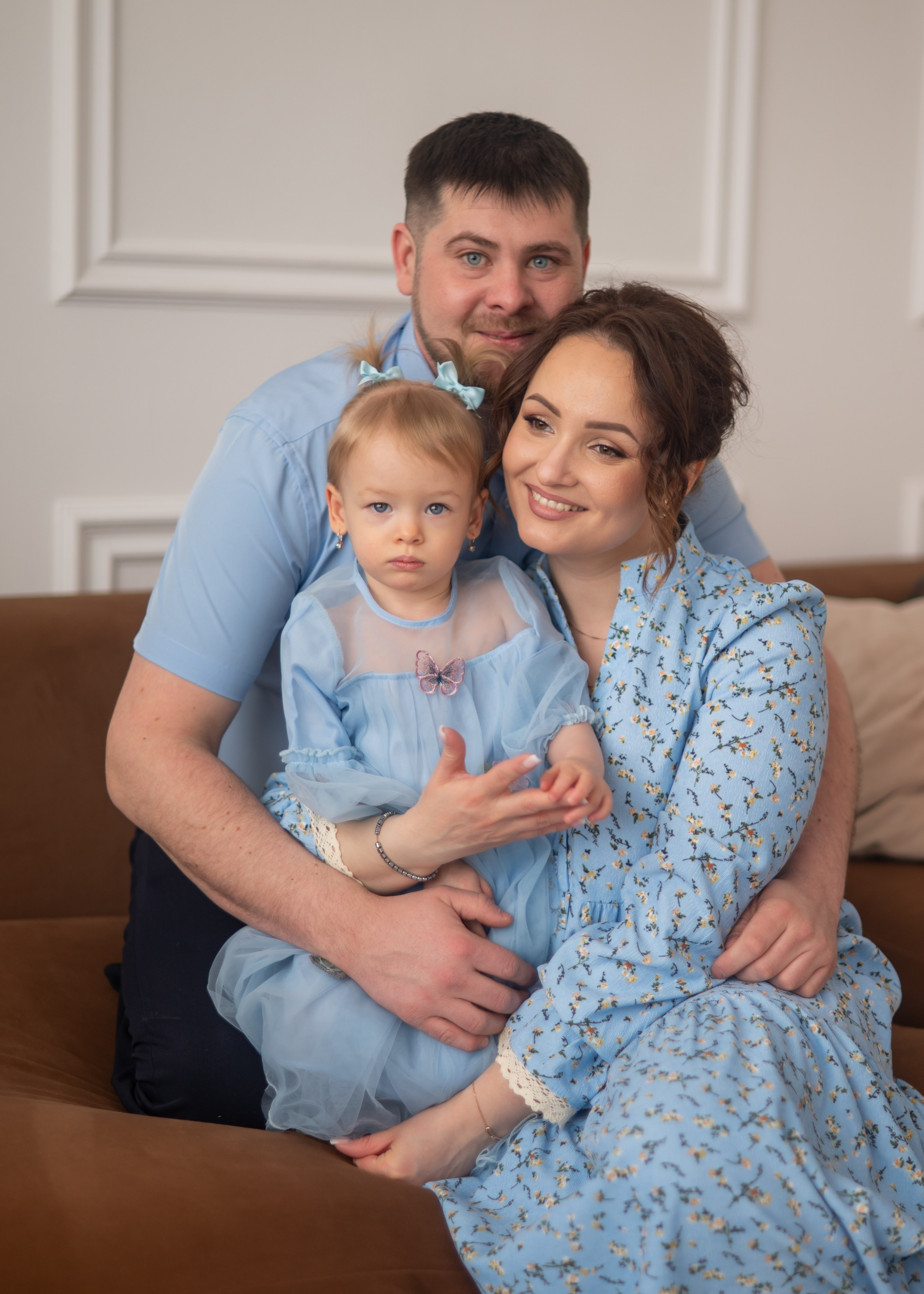 Я Ольга Казанцева, фотографирую снимаю ваши киноистории и печатаю фото и цифровые портреты на холсте