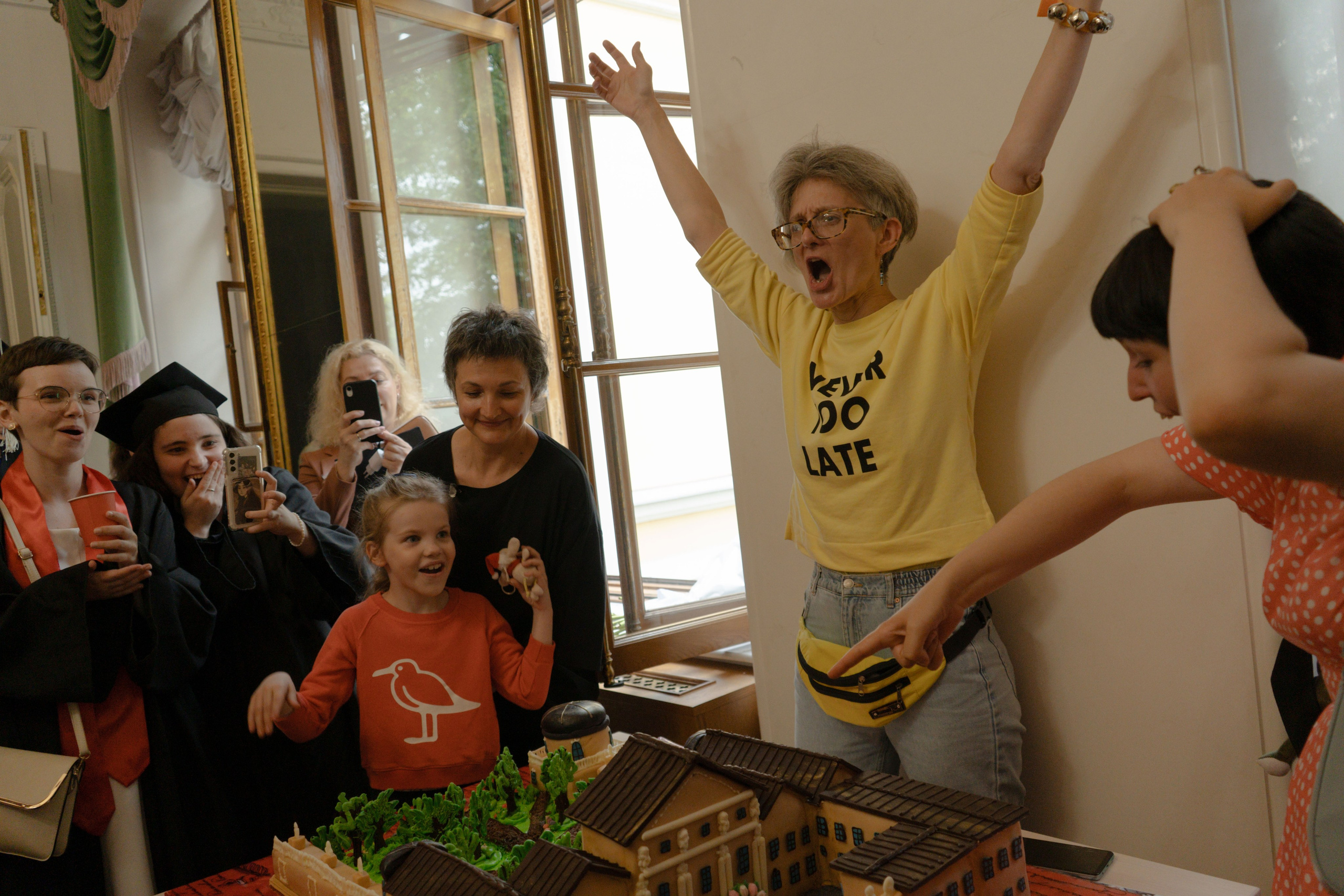 Выпускной Смольный. Юля Мурашова портретный и документальный фотограф