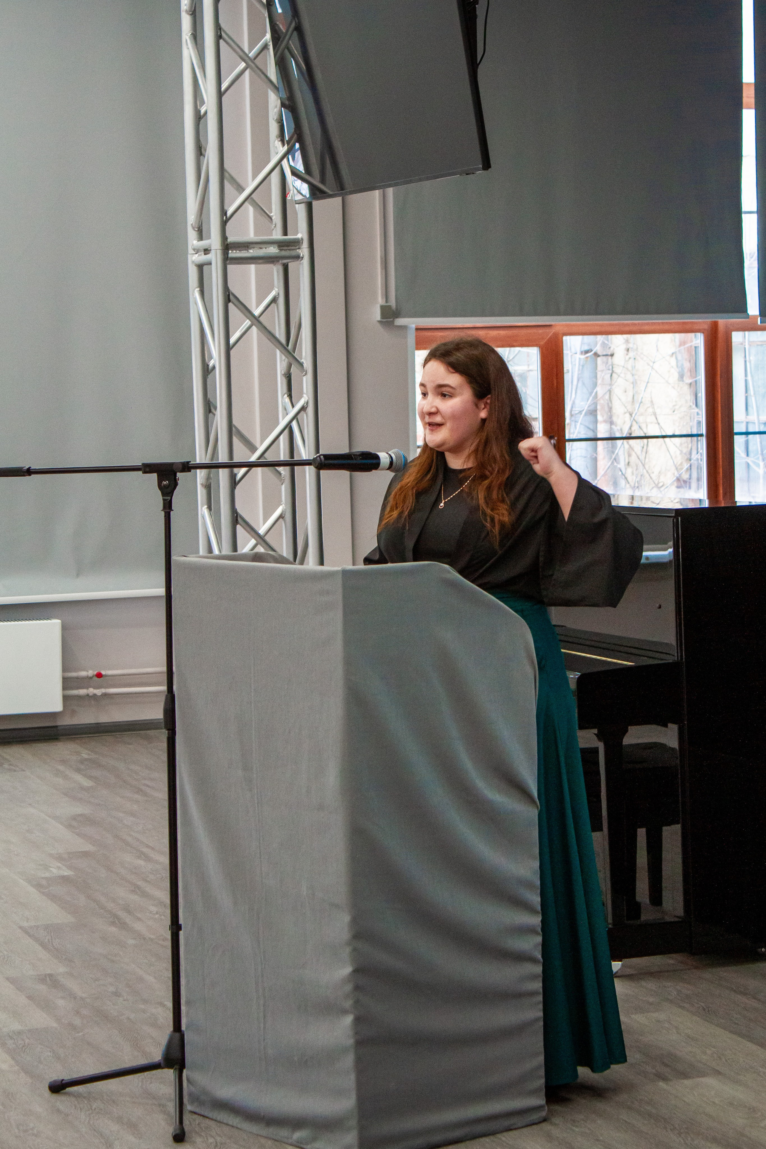 Ярмарка вакансий в Екатеринбургской академии современного искусства 2025