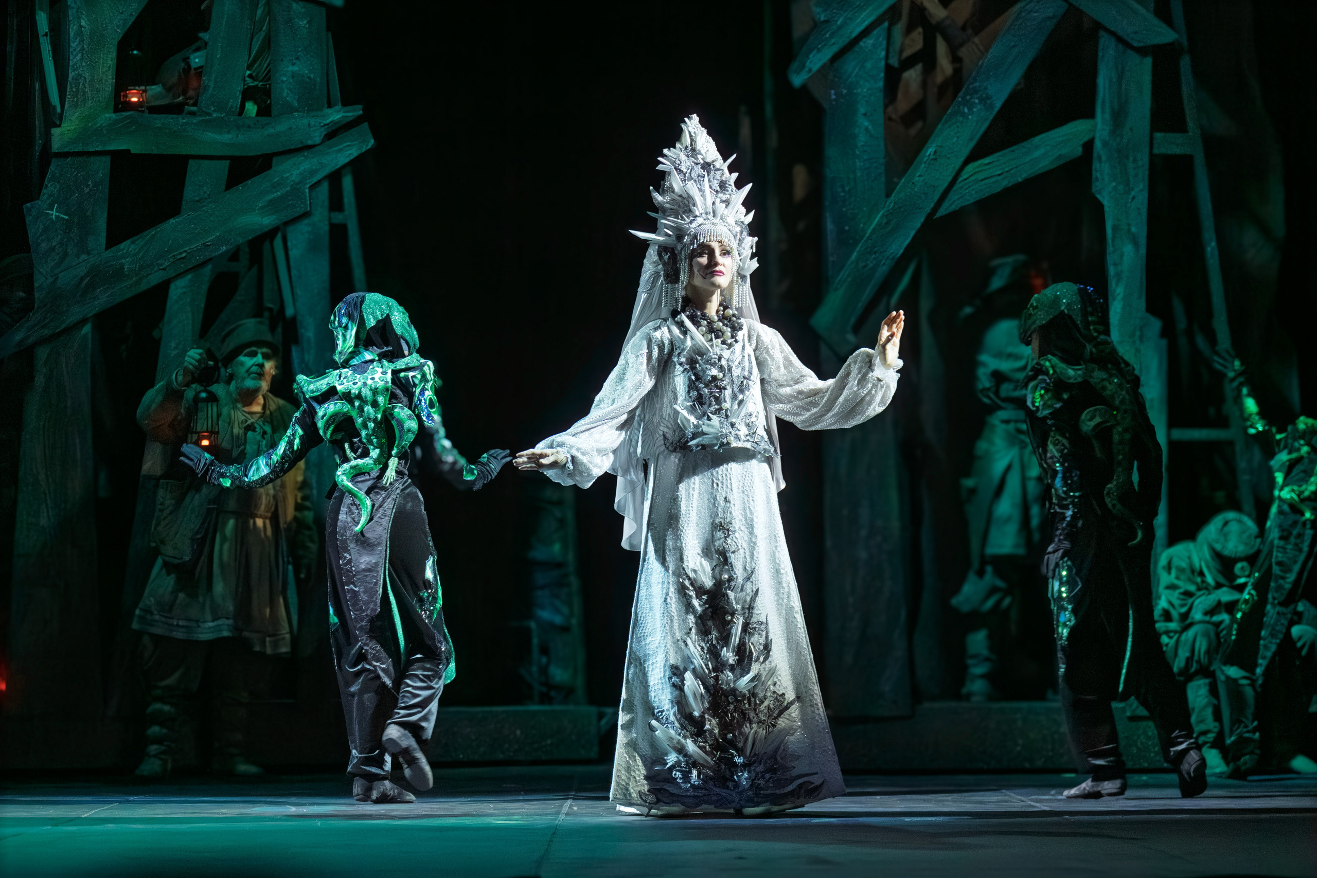 Театр Терезы Дуровой: Малахитовая Шкатулка. Сайт фотографа Сергея Абрамова