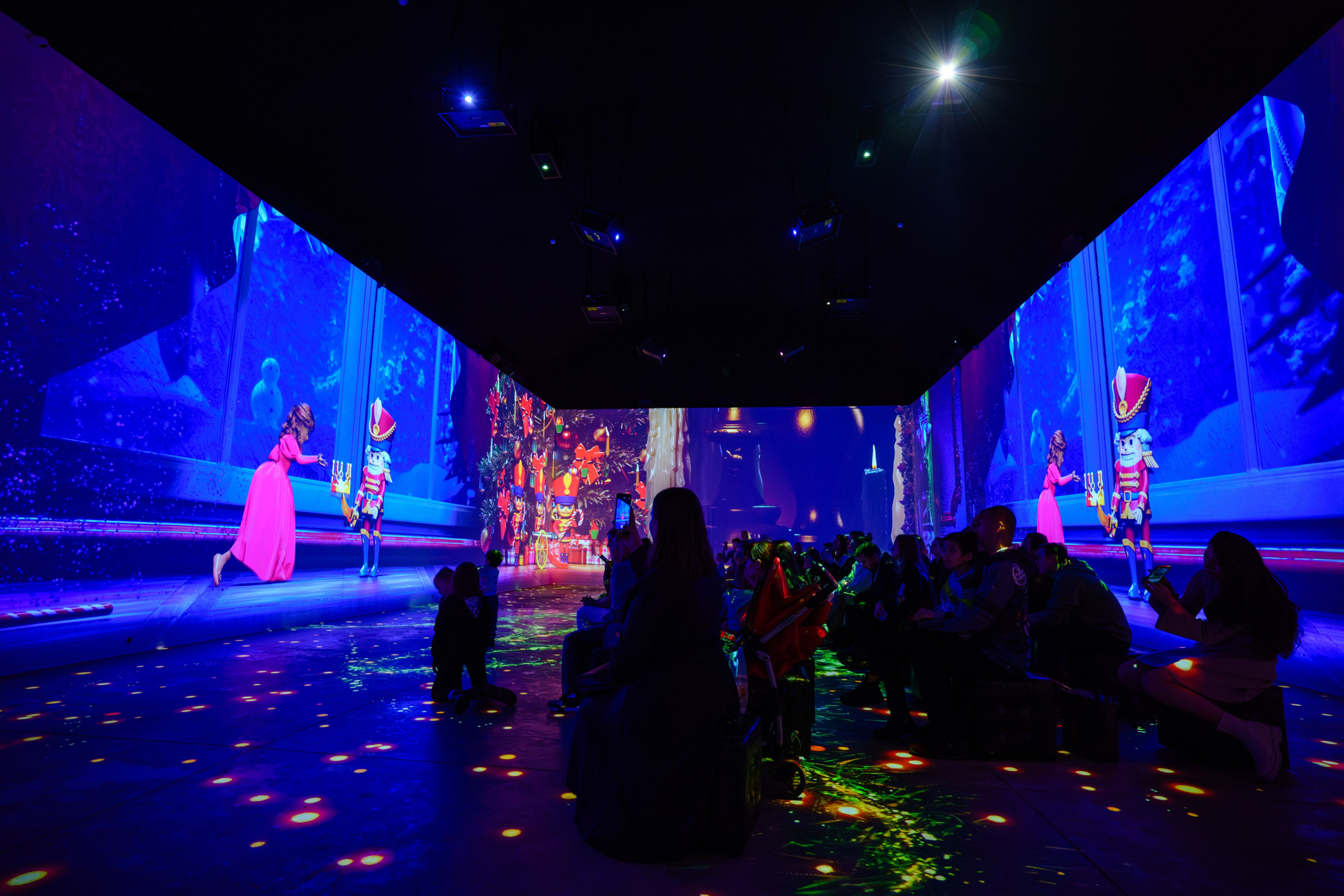 Фотограф на имерсивный спектакль. Репортажный фотограф Москва Сергей Дружинин