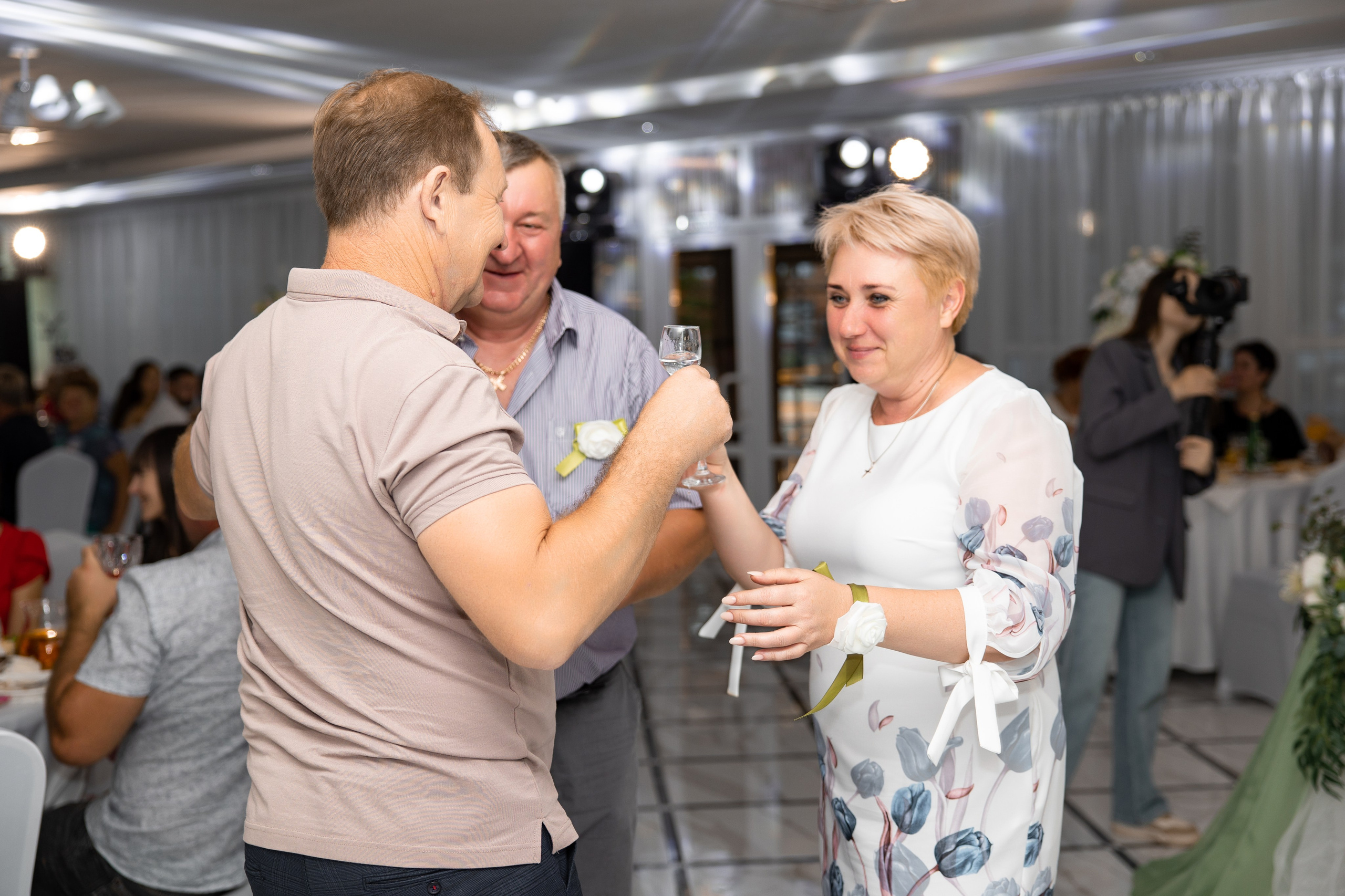 Виталий и Софья. Видеосьемка, фотосьемка свадеб, юбилеев, утренников в Краснодарском кр