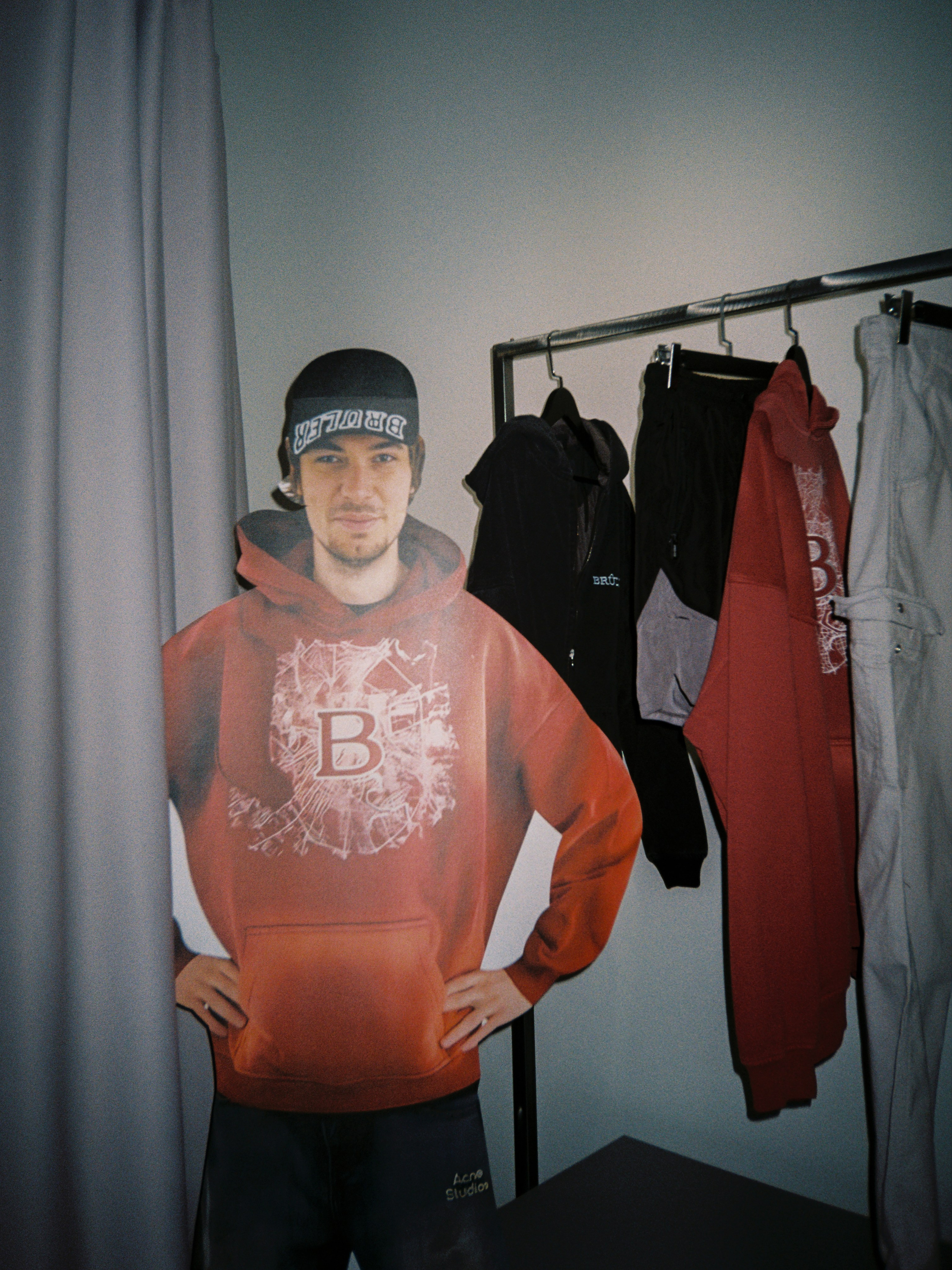 Brûler d'Amour, июль 2025