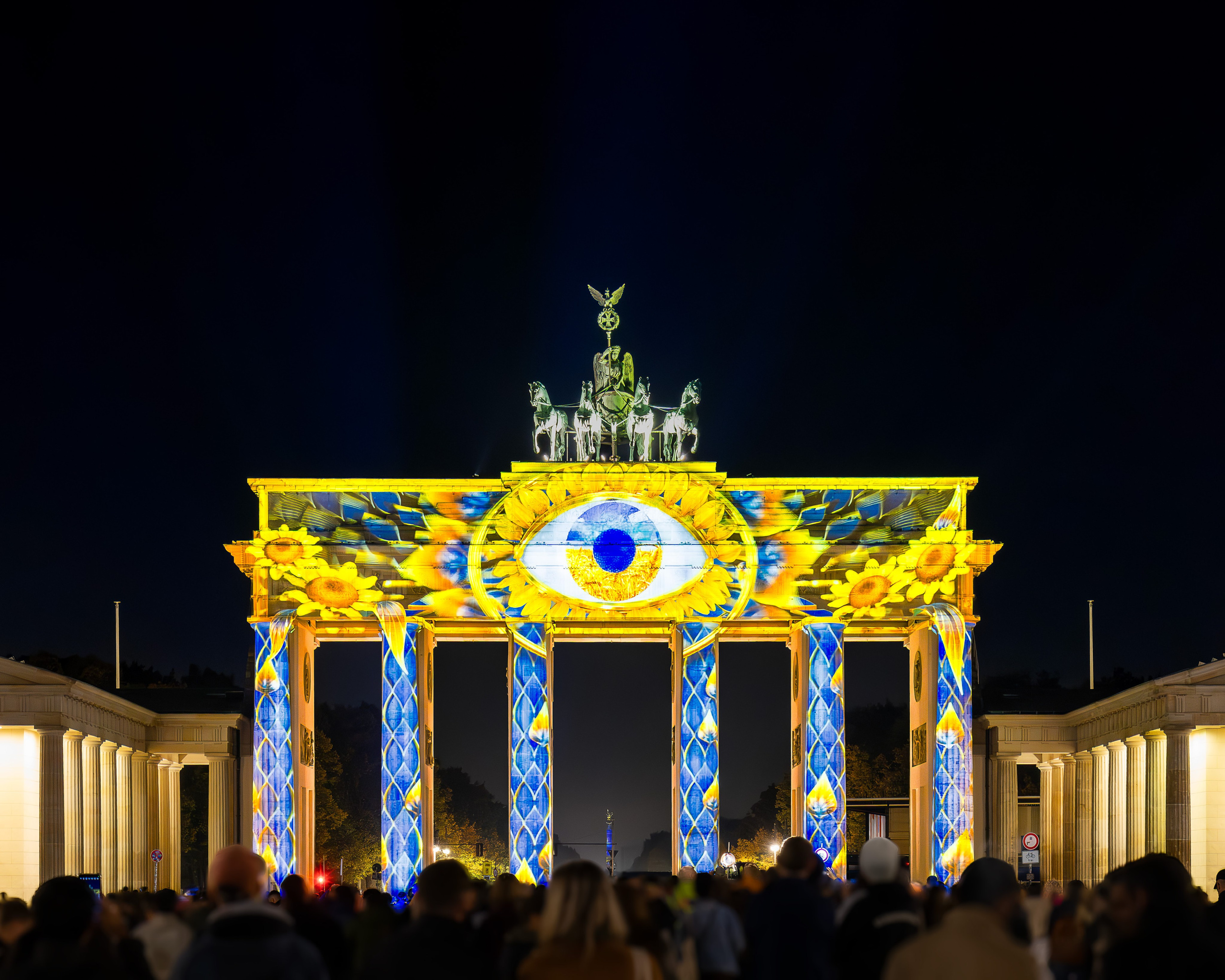 Projection Mapping. Tony Nomadic