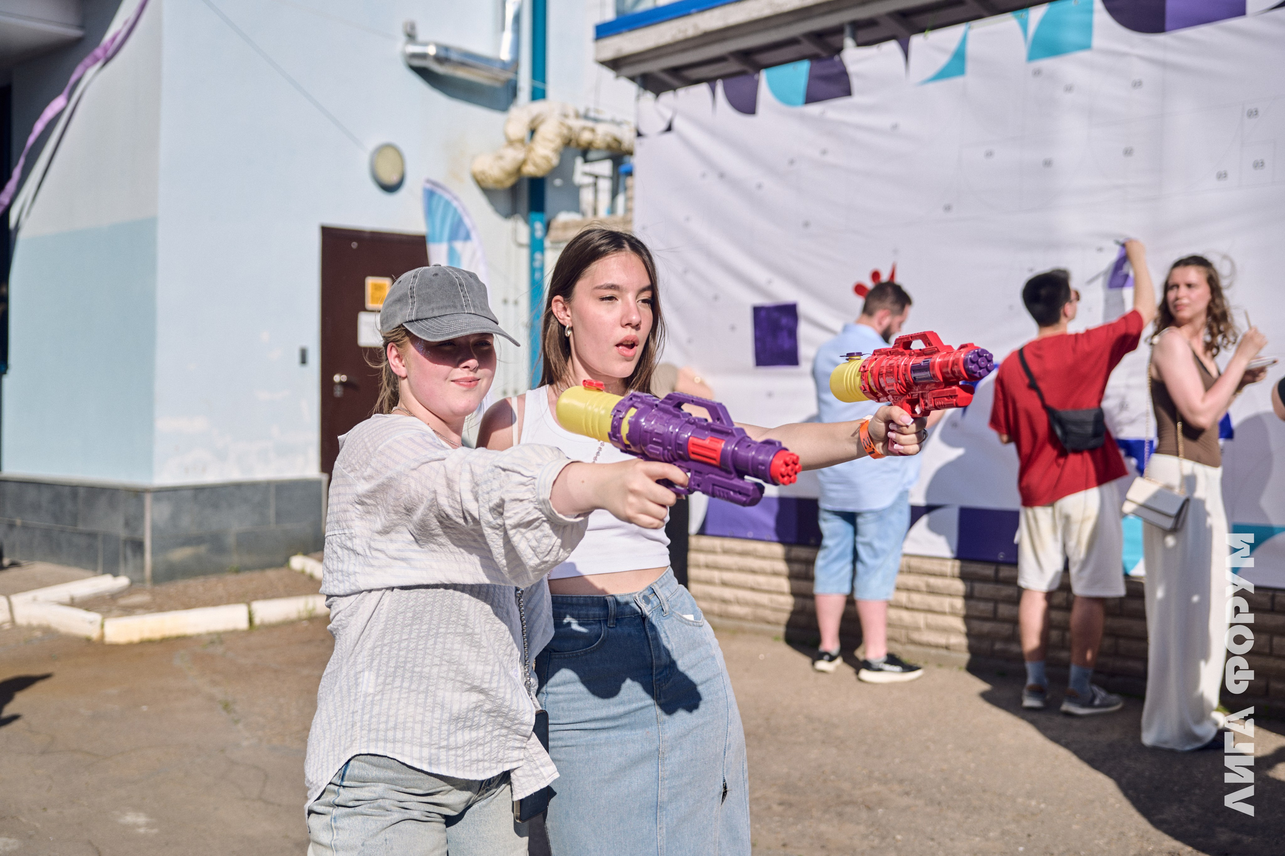 Тусовка Лига Форум 2025 — Репортажная съёмка | Казань. Фотограф Халитов Фидаиль — Казань | Мероприятия, Портреты, Репортажи