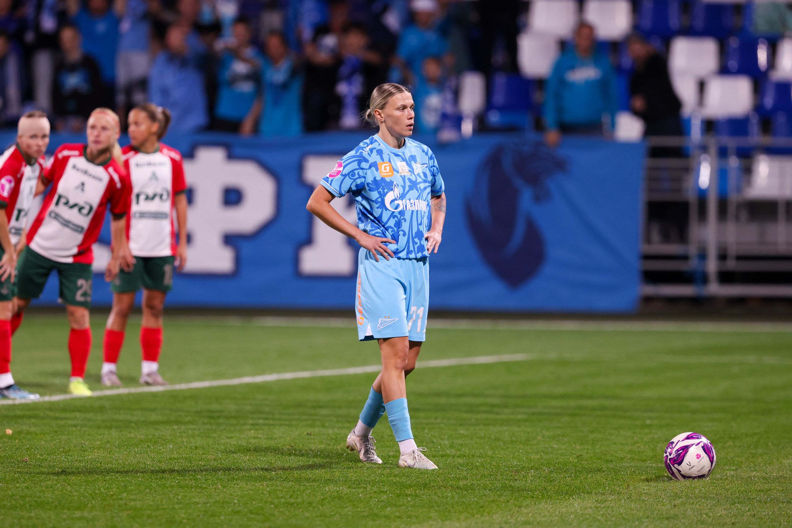 ЖФК «Зенит» — ЖФК «Локомотив» Москва Winline Кубок России 13.09.2025. Спортивный и репортажный фотограф Антон Тереханов