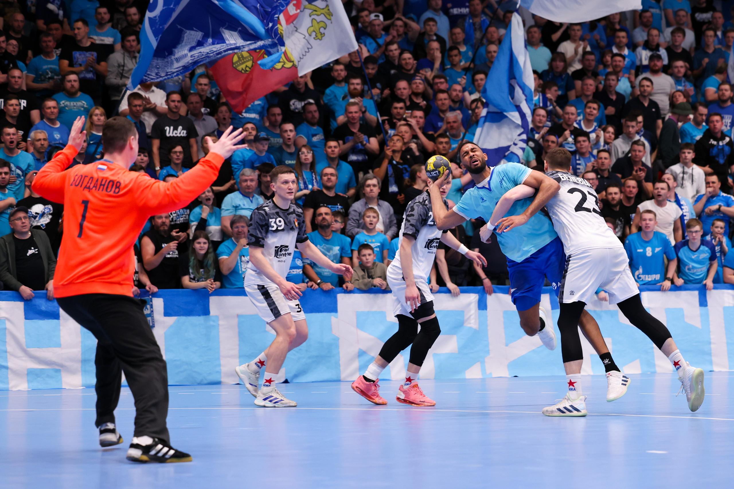 ГК Зенит — ГК ЦСКА финал ЧР2024/25 3 игра 28.05.2025. Спортивный и репортажный фотограф Антон Тереханов