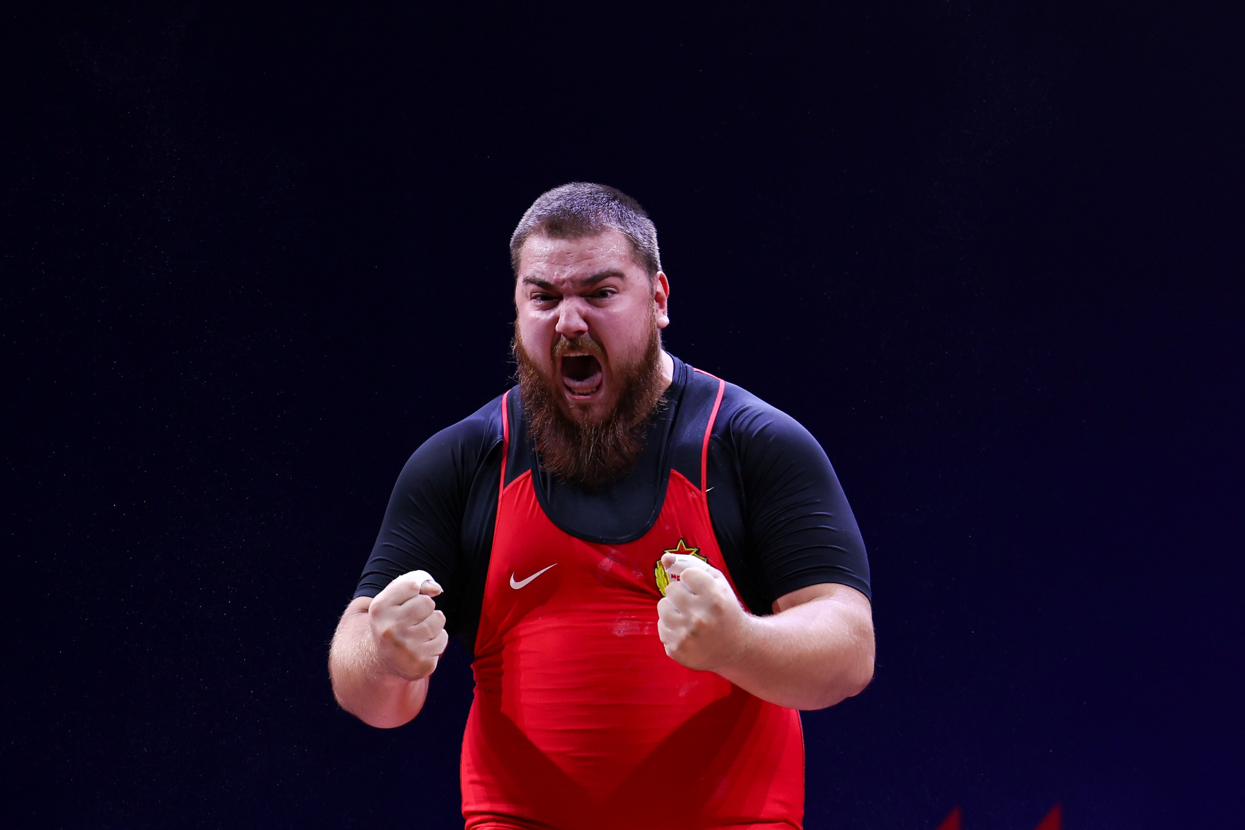 Чемпионат России по тяжелой атлетике 2025. Спортивный и репортажный фотограф Антон Тереханов