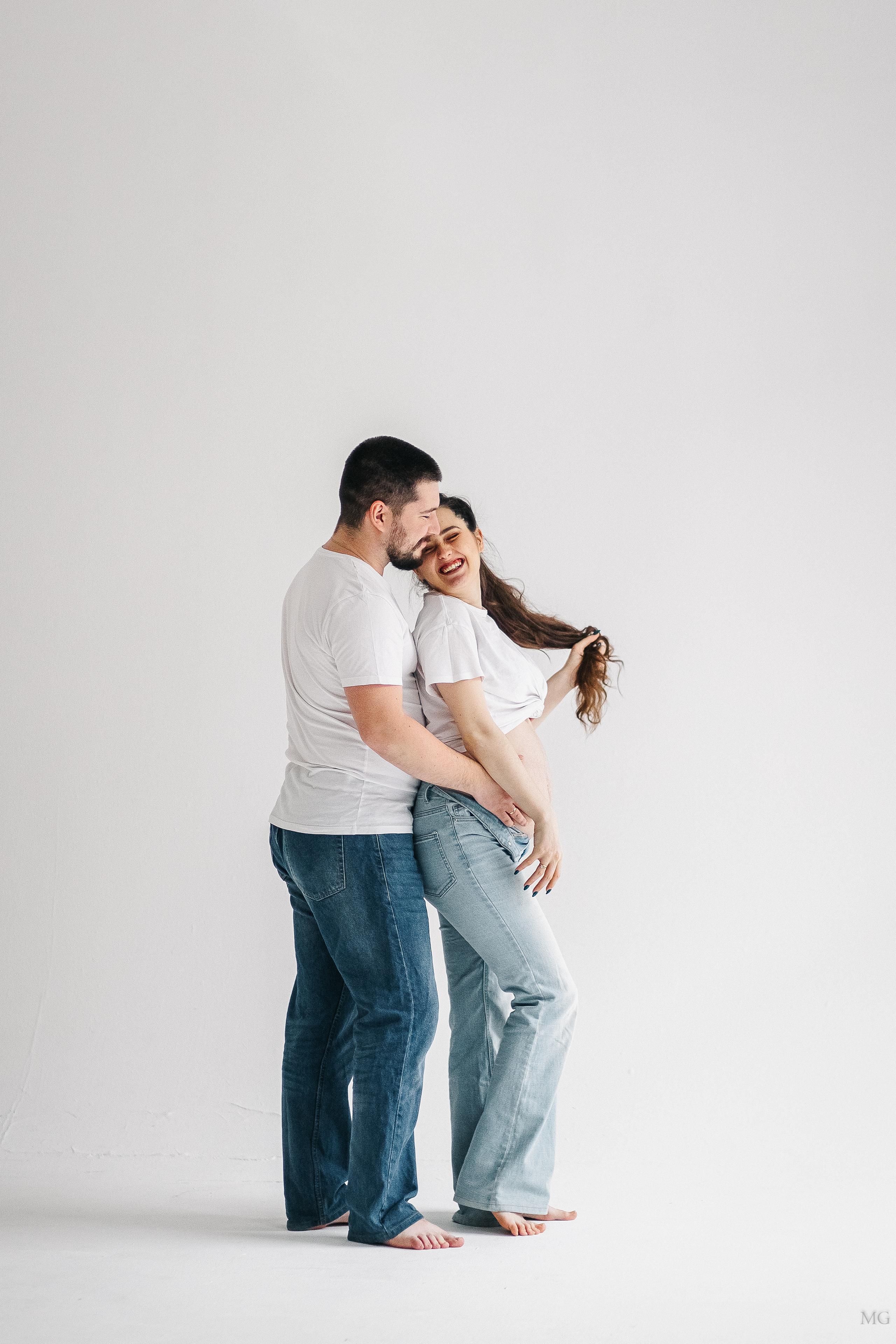 Фотосессия беременности в ожидании чуда в Санкт Петербурге. Маша Гонтарь Семейный домашний репортажный фотограф в Санкт-Петербурге