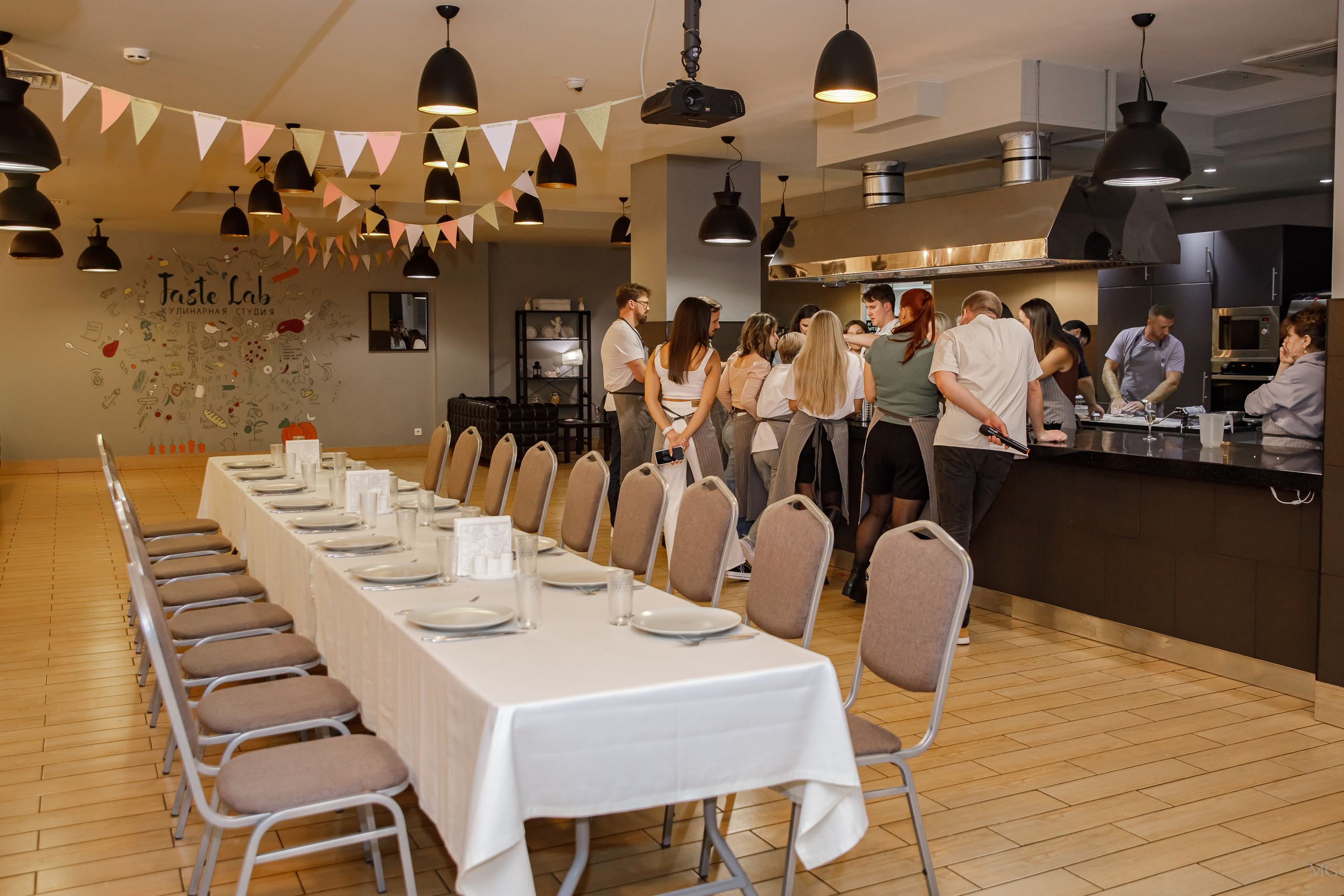 Выпускные Корпоративы Мероприятия. Маша Гонтарь Семейный домашний репортажный фотограф в Санкт-Петербурге