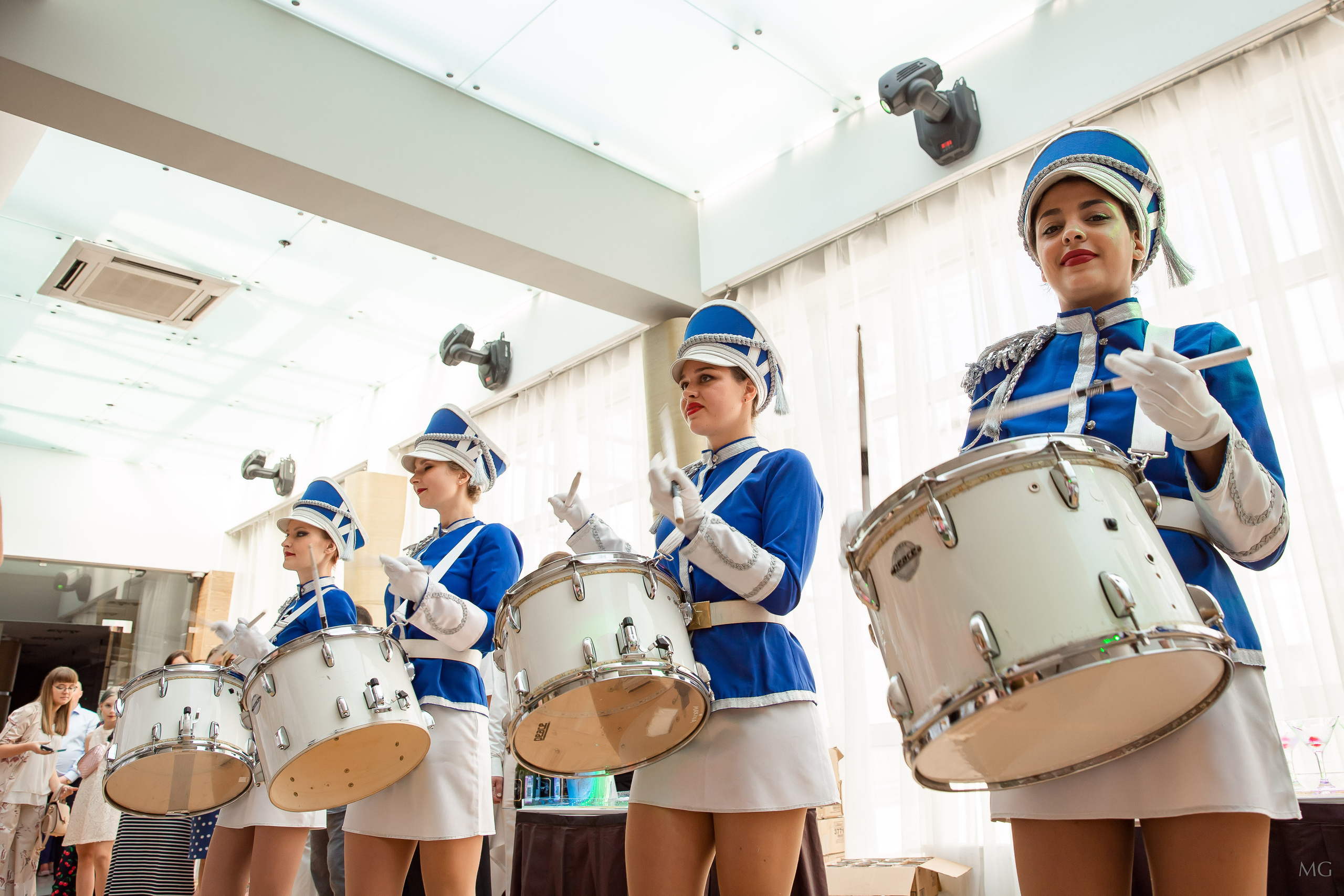 Выпускные Корпоративы Мероприятия. Маша Гонтарь Семейный домашний репортажный фотограф в Санкт-Петербурге