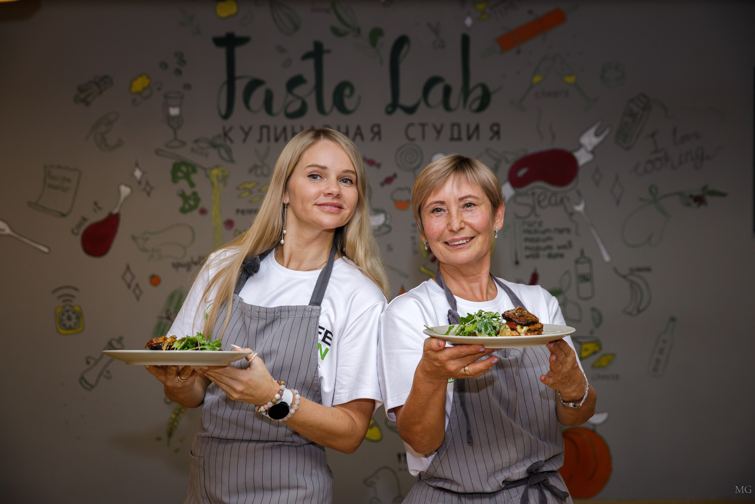 Выпускные Корпоративы Мероприятия. Маша Гонтарь Семейный домашний репортажный фотограф в Санкт-Петербурге