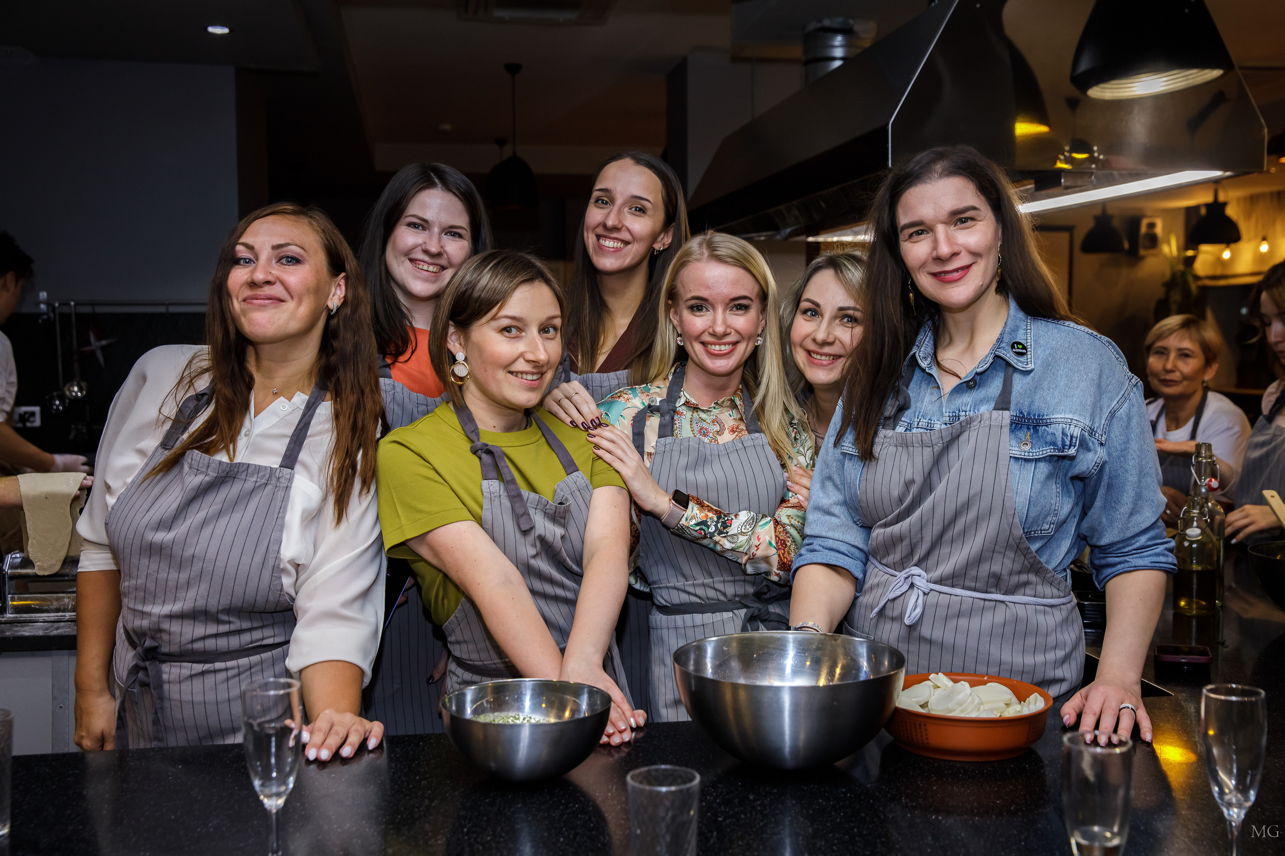 Выпускные Корпоративы Мероприятия. Маша Гонтарь Семейный домашний репортажный фотограф в Санкт-Петербурге