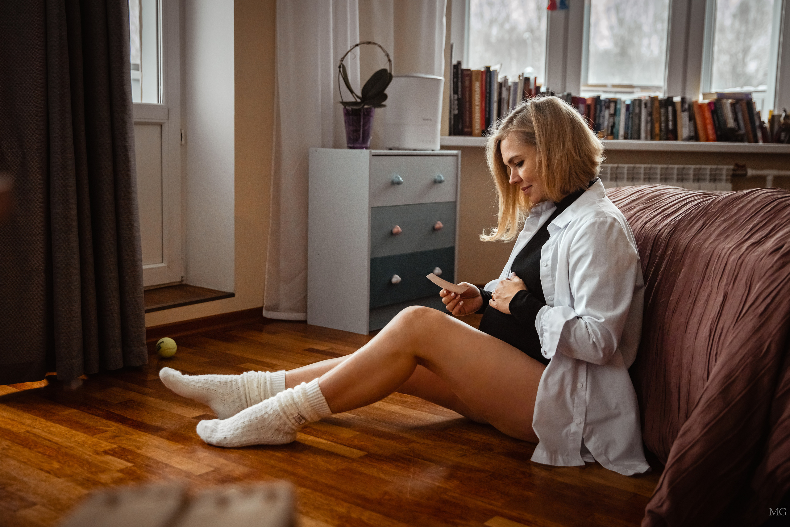 Фотосессия беременности в ожидании чуда в Санкт Петербурге. Маша Гонтарь Семейный домашний репортажный фотограф в Санкт-Петербурге