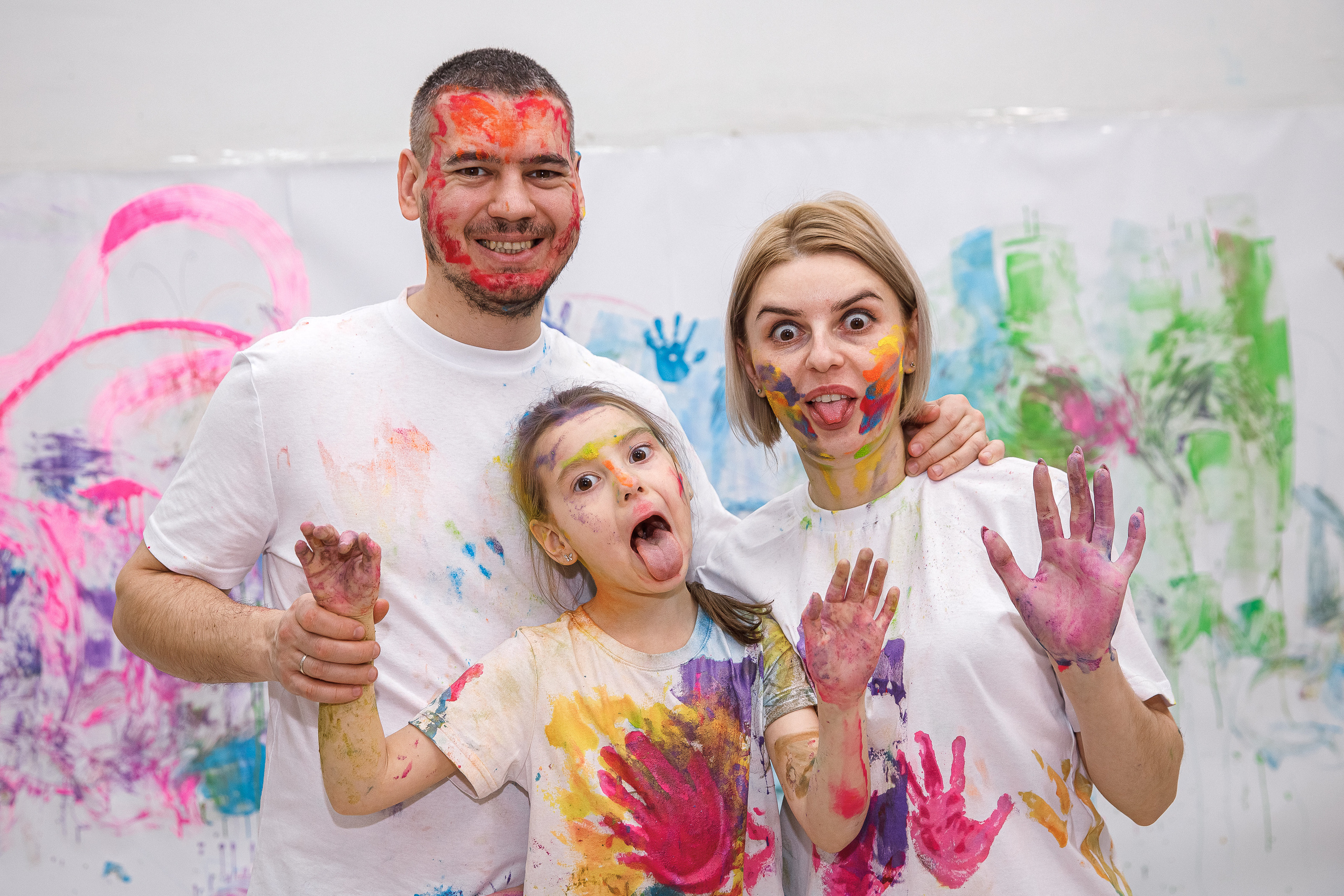 репортаж с детских дней рождения семья в краске