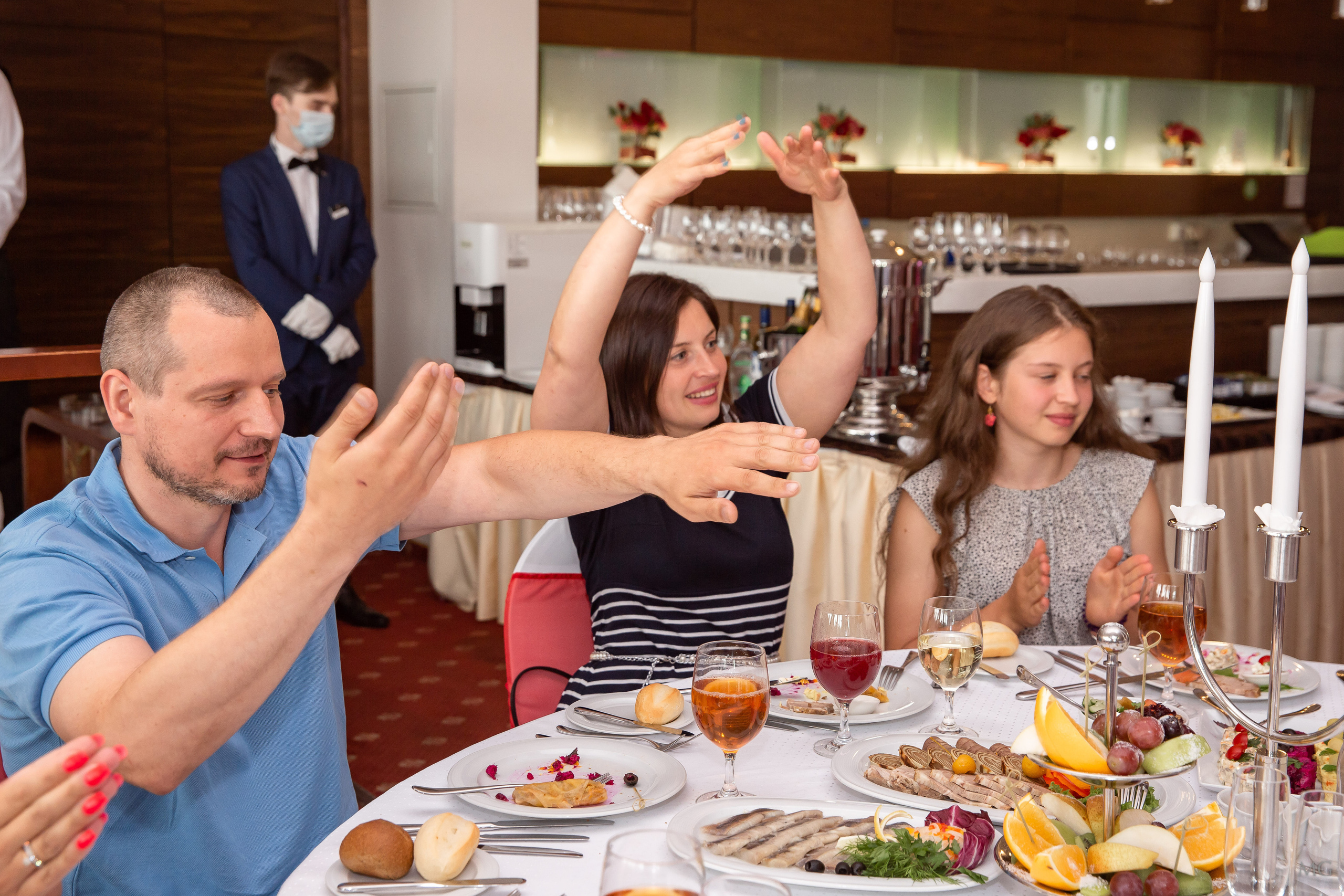 Выпускные Корпоративы Мероприятия. Маша Гонтарь Семейный домашний репортажный фотограф в Санкт-Петербурге