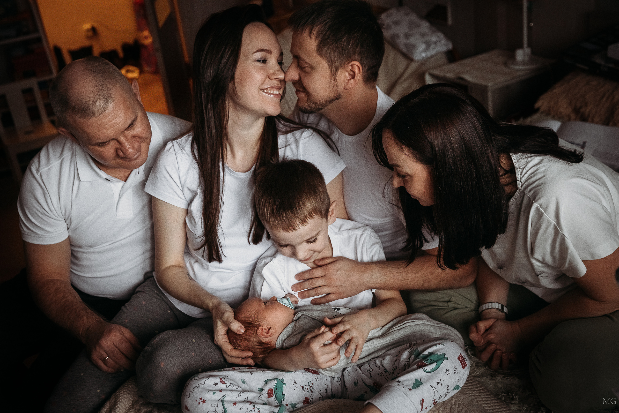 Даня и его большая семья. Маша Гонтарь Семейный домашний репортажный фотограф в Санкт-Петербурге