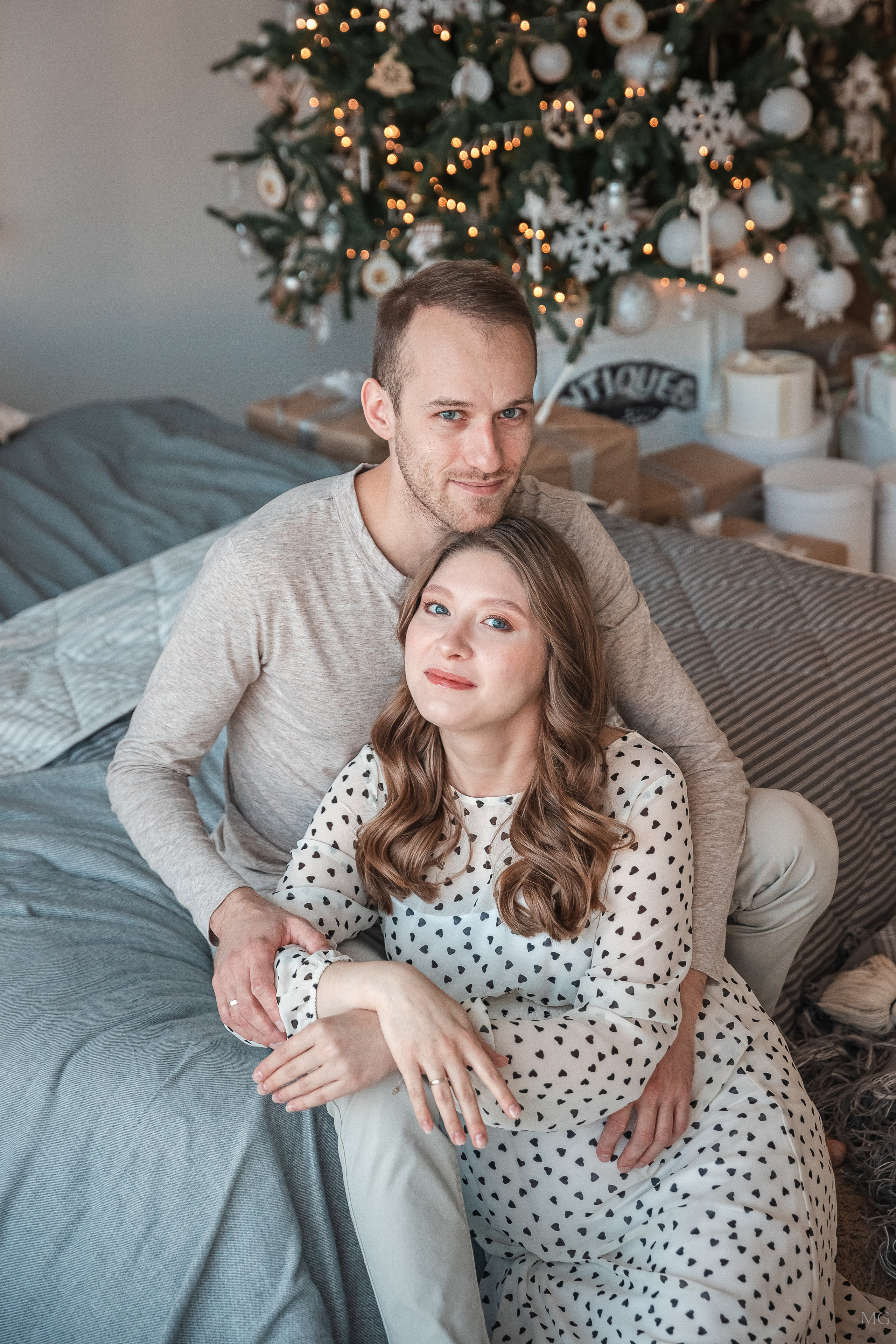 Фотосессия беременности в ожидании чуда в Санкт Петербурге. Маша Гонтарь Семейный домашний репортажный фотограф в Санкт-Петербурге