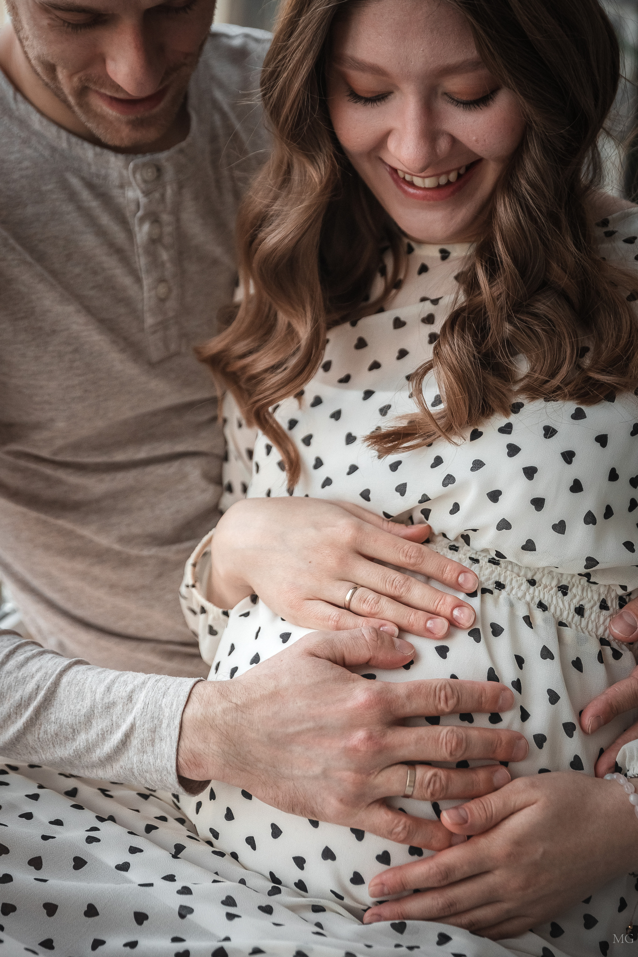 Фотосессия беременности в ожидании чуда в Санкт Петербурге. Маша Гонтарь Семейный домашний репортажный фотограф в Санкт-Петербурге