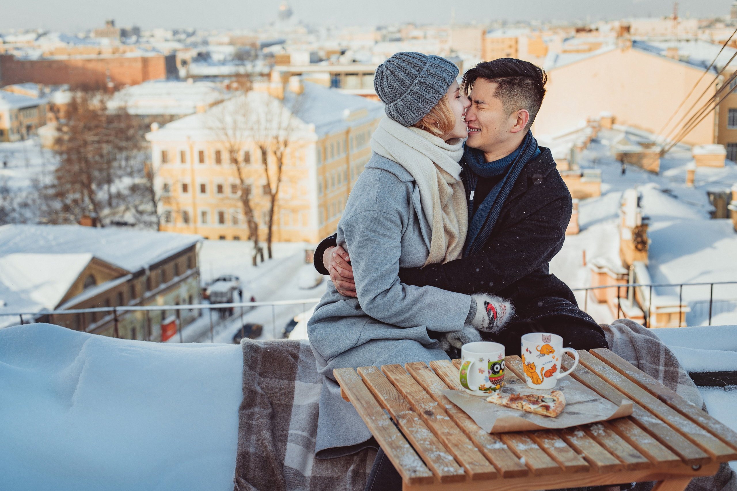 Настя и Денис на крыше. Маша Гонтарь Семейный домашний репортажный фотограф в Санкт-Петербурге