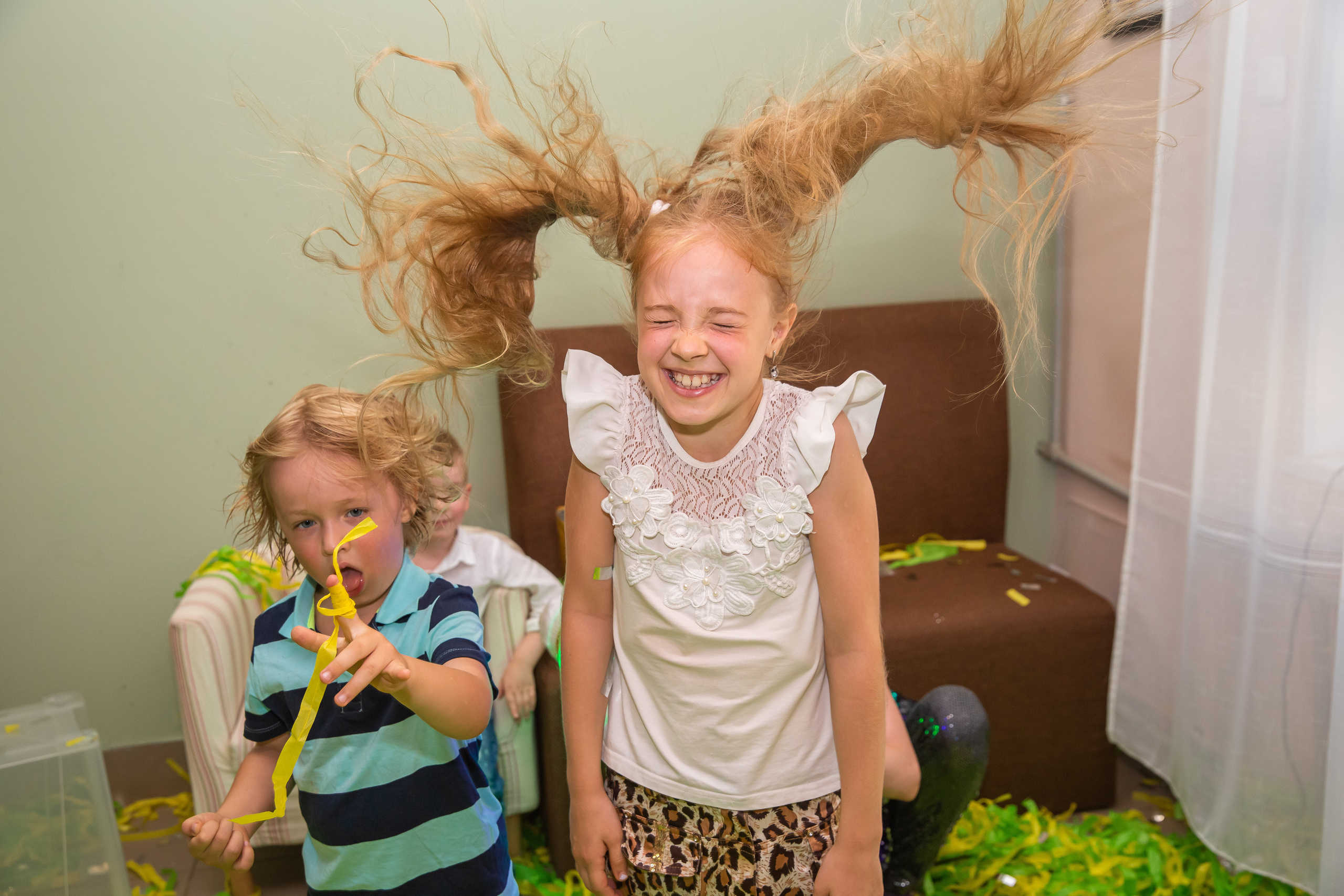 Детские праздники. Маша Гонтарь Семейный домашний репортажный фотограф в Санкт-Петербурге