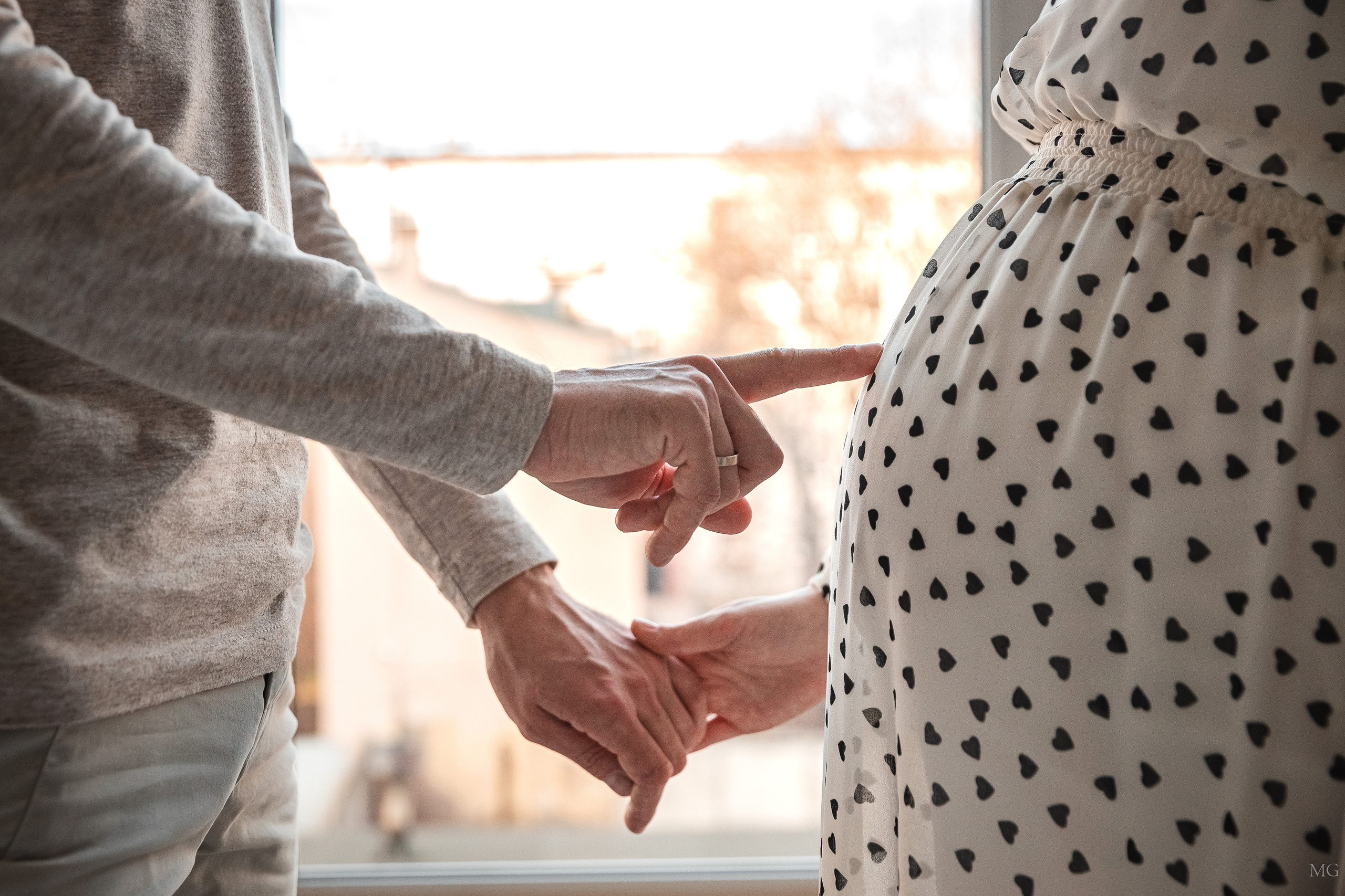 Фотосессия беременности в ожидании чуда в Санкт Петербурге. Маша Гонтарь Семейный домашний репортажный фотограф в Санкт-Петербурге