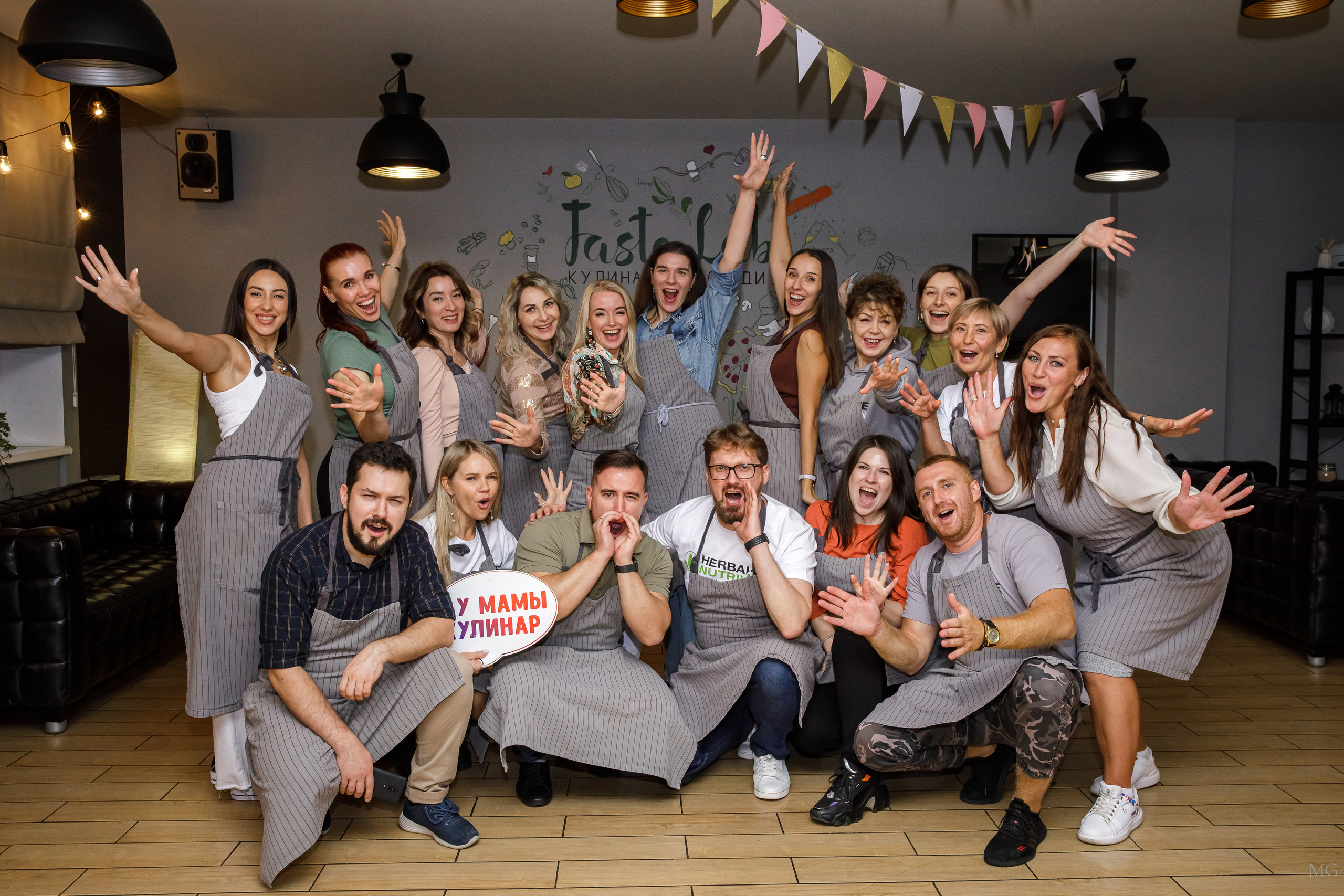 репортажный фотограф в Санкт-Петербурге корпоративы праздники большая компания