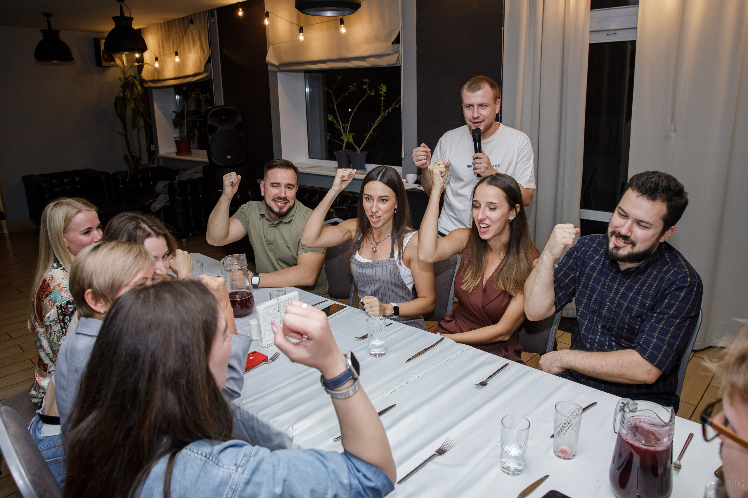 Выпускные Корпоративы Мероприятия. Маша Гонтарь Семейный домашний репортажный фотограф в Санкт-Петербурге