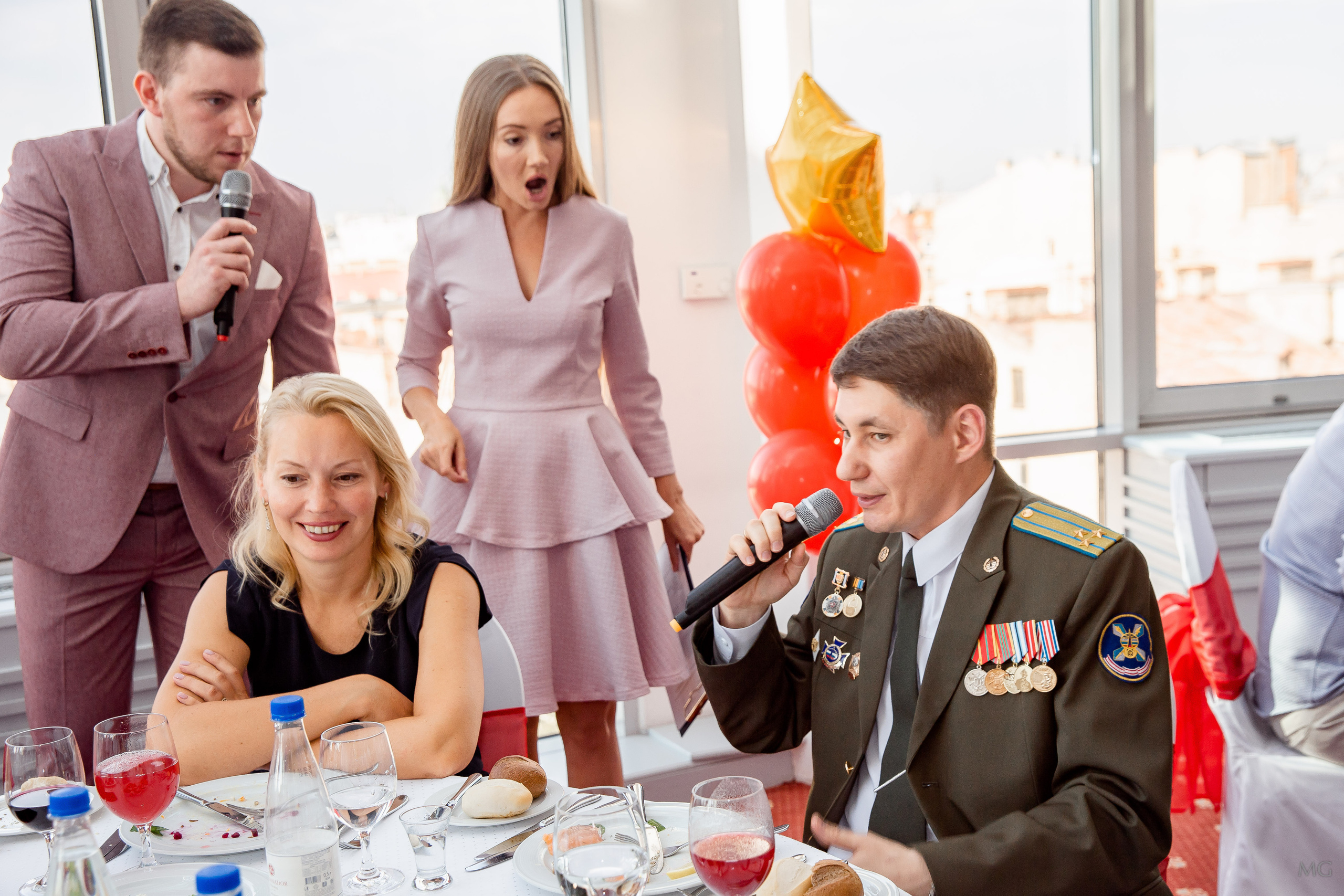 Выпускные Корпоративы Мероприятия. Маша Гонтарь Семейный домашний репортажный фотограф в Санкт-Петербурге