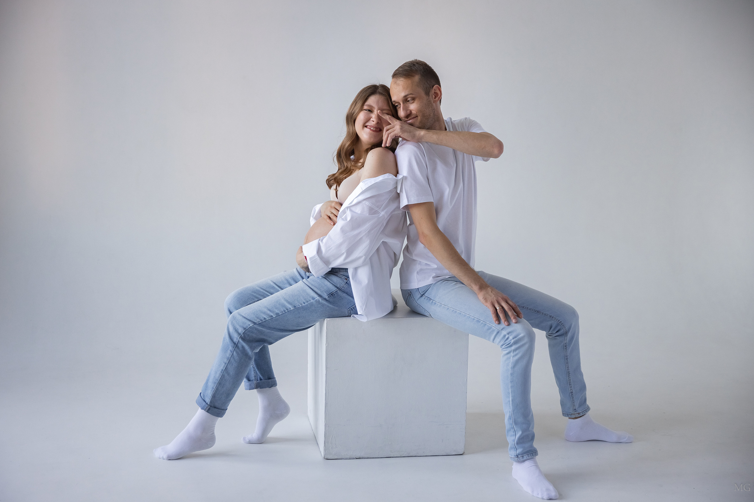 Фотосессия беременности в ожидании чуда в Санкт Петербурге. Маша Гонтарь Семейный домашний репортажный фотограф в Санкт-Петербурге